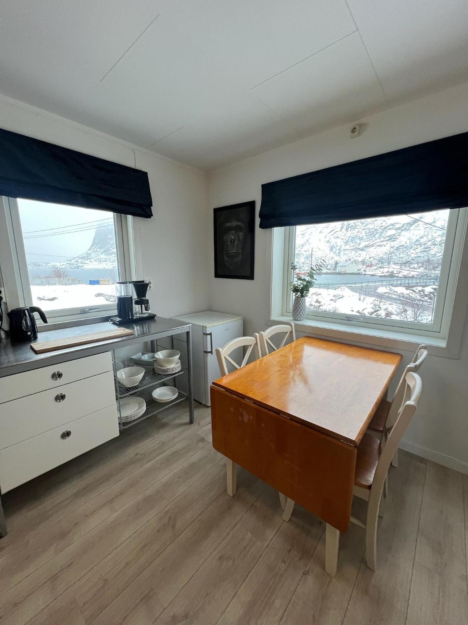 Valen House, Reine