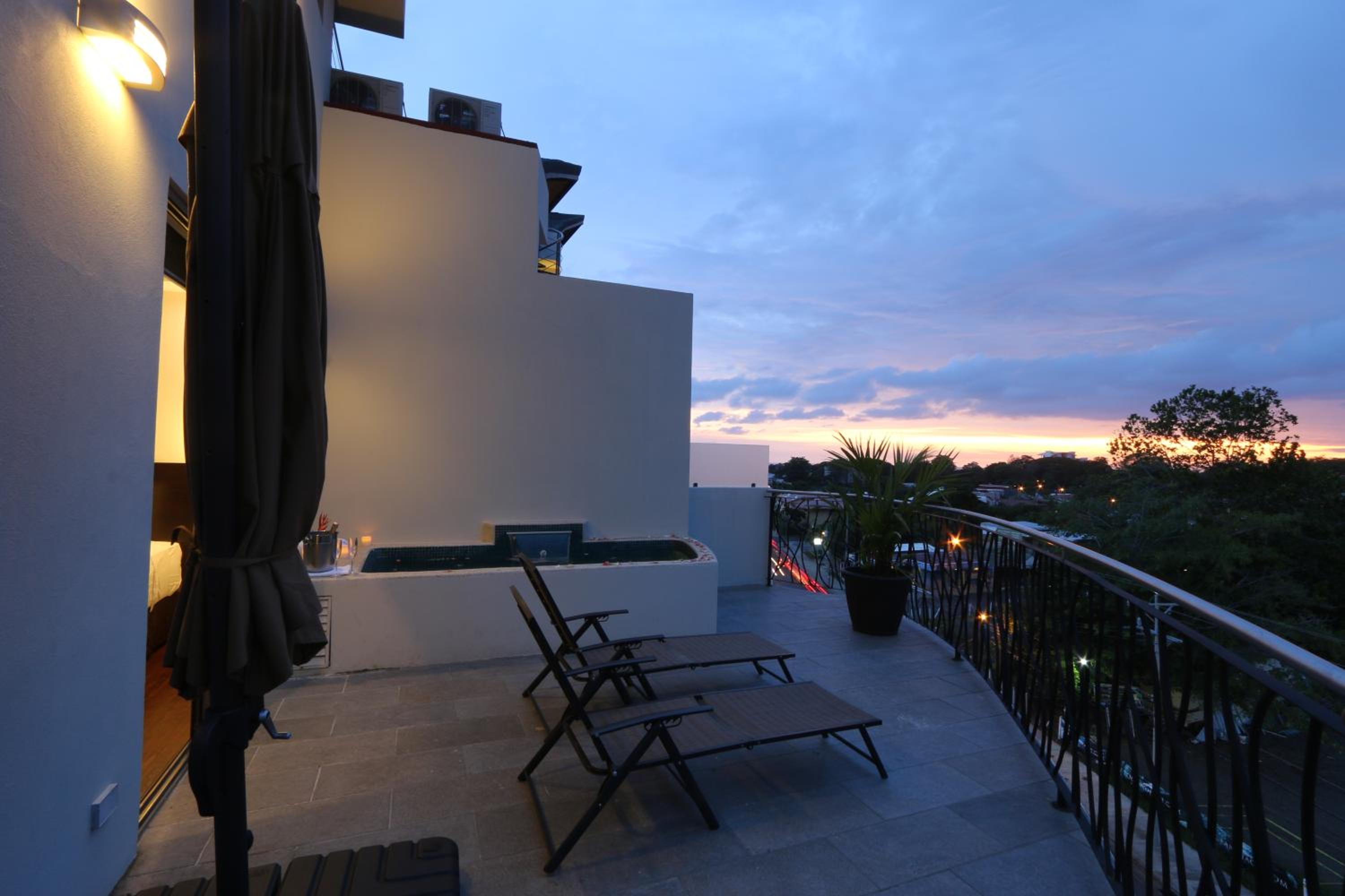 Luxury SKY PENTHOUSES 3-6BR Condo-Hotel at Oceano Jaco