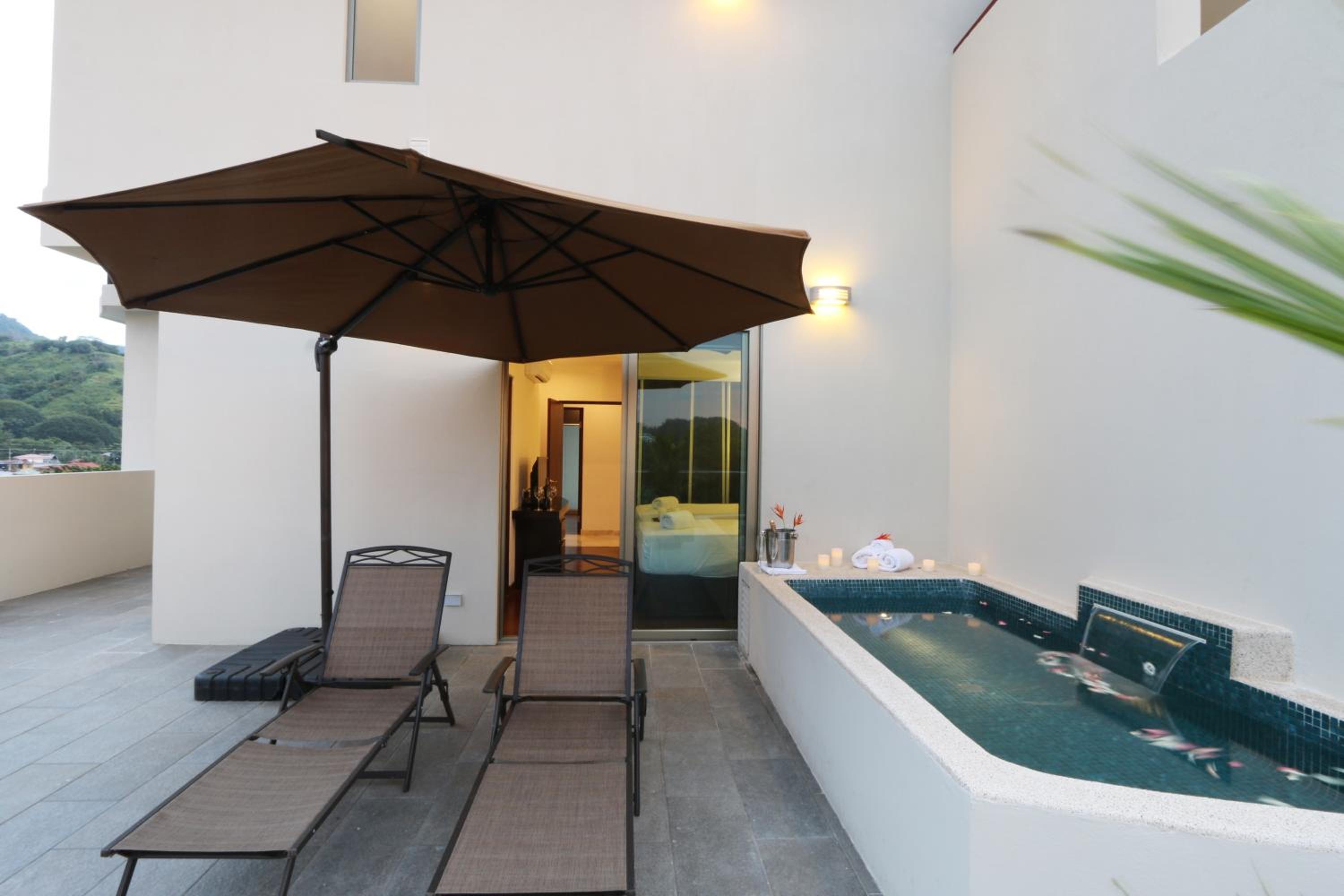 Luxury SKY PENTHOUSES 3-6BR Condo-Hotel at Oceano Jaco
