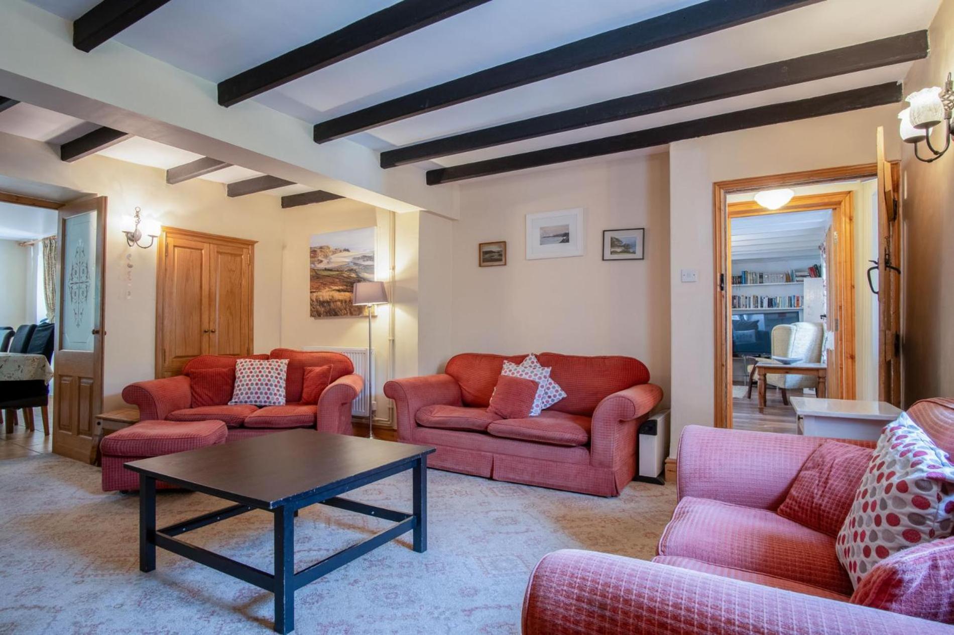 Bullcroft - 6 Bedroom House - Oxwich