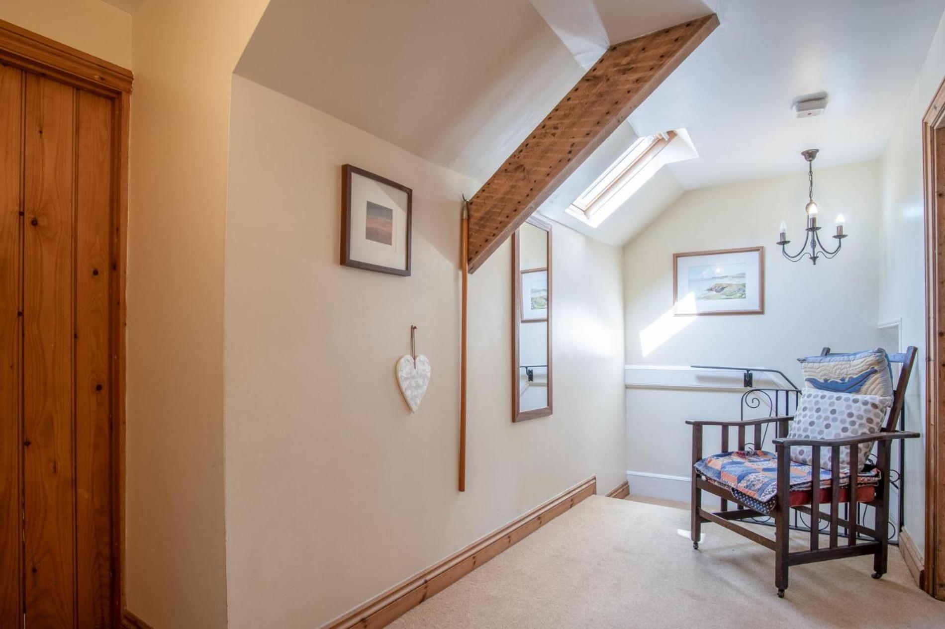 Bullcroft - 6 Bedroom House - Oxwich