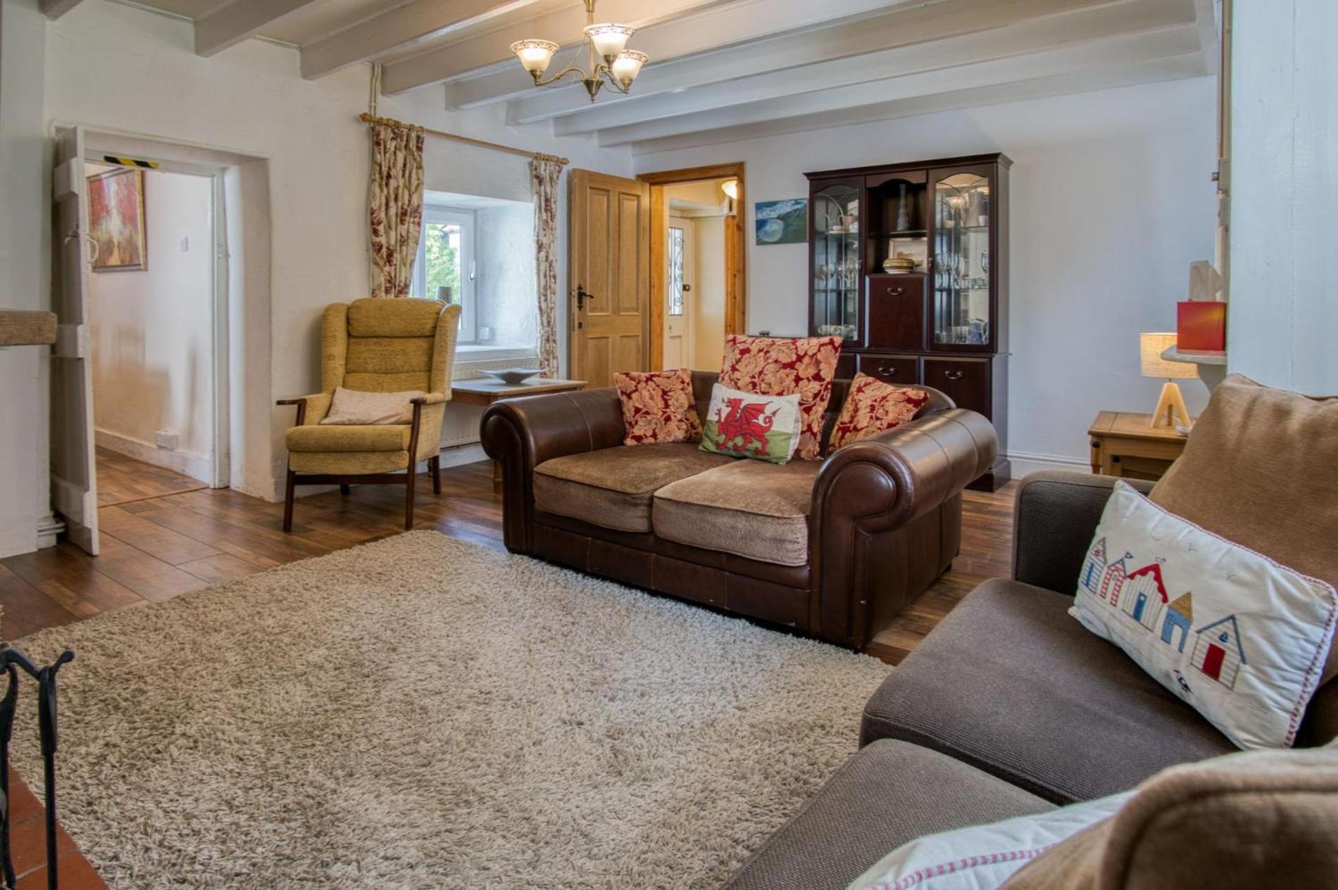 Bullcroft - 6 Bedroom House - Oxwich