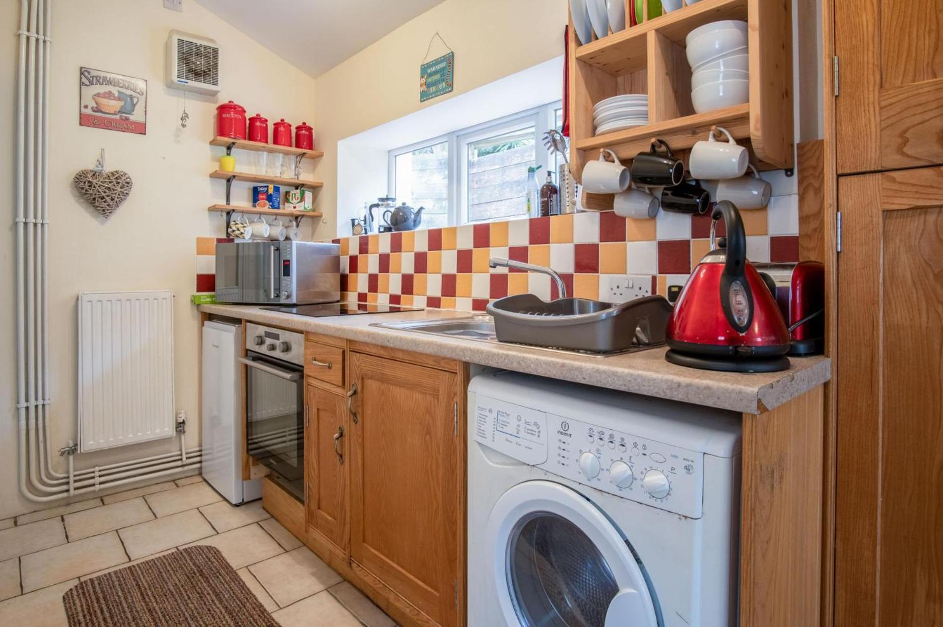 Bullcroft - 6 Bedroom House - Oxwich