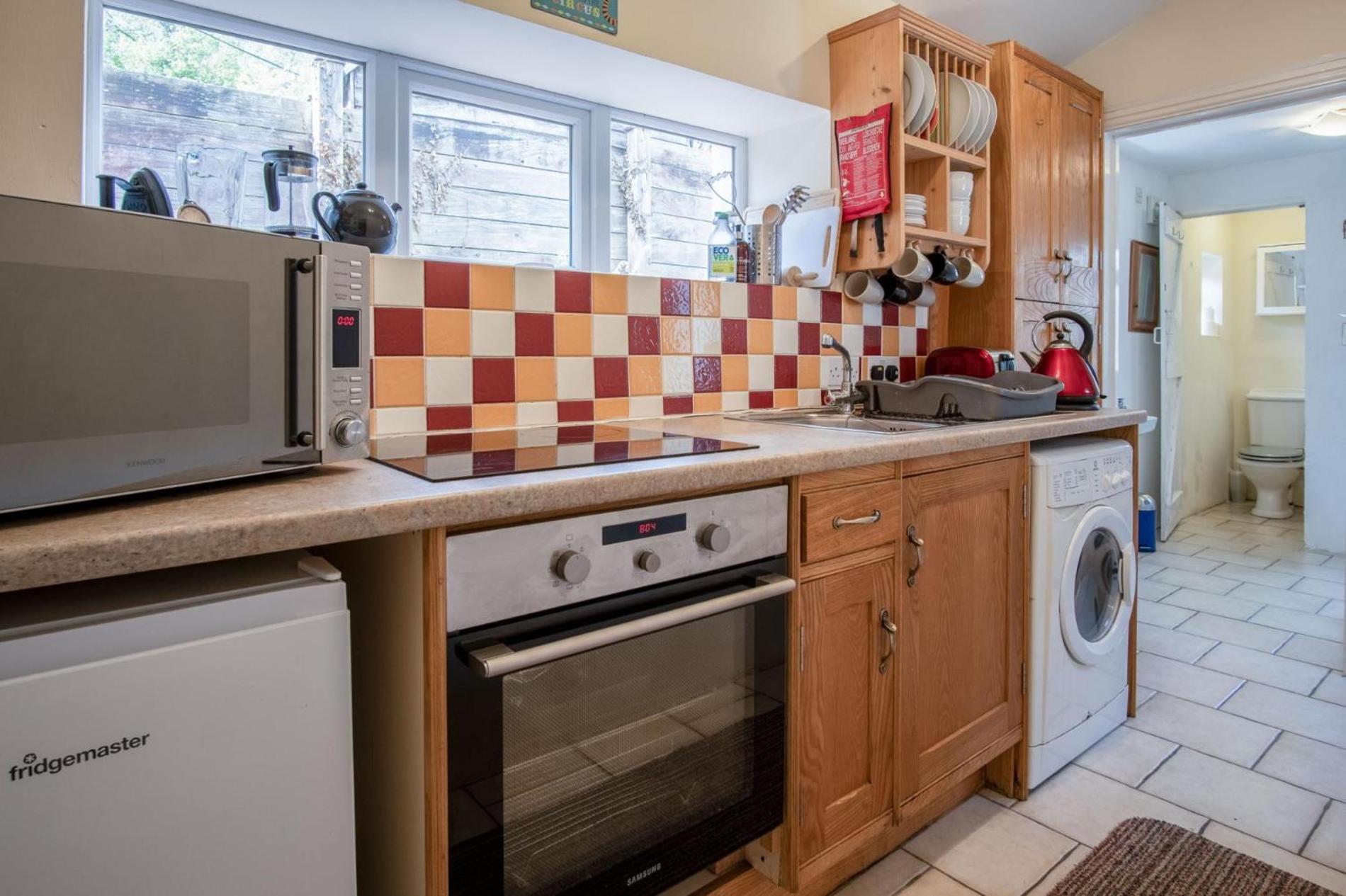 Bullcroft - 6 Bedroom House - Oxwich