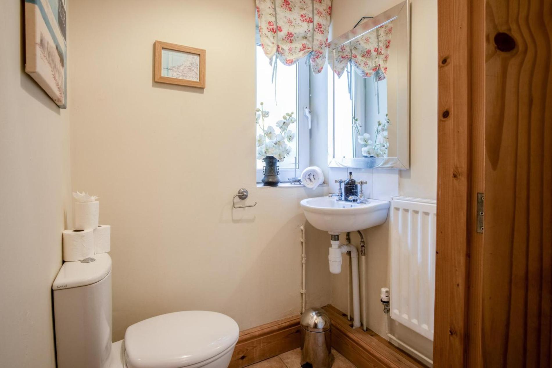 Bullcroft - 6 Bedroom House - Oxwich