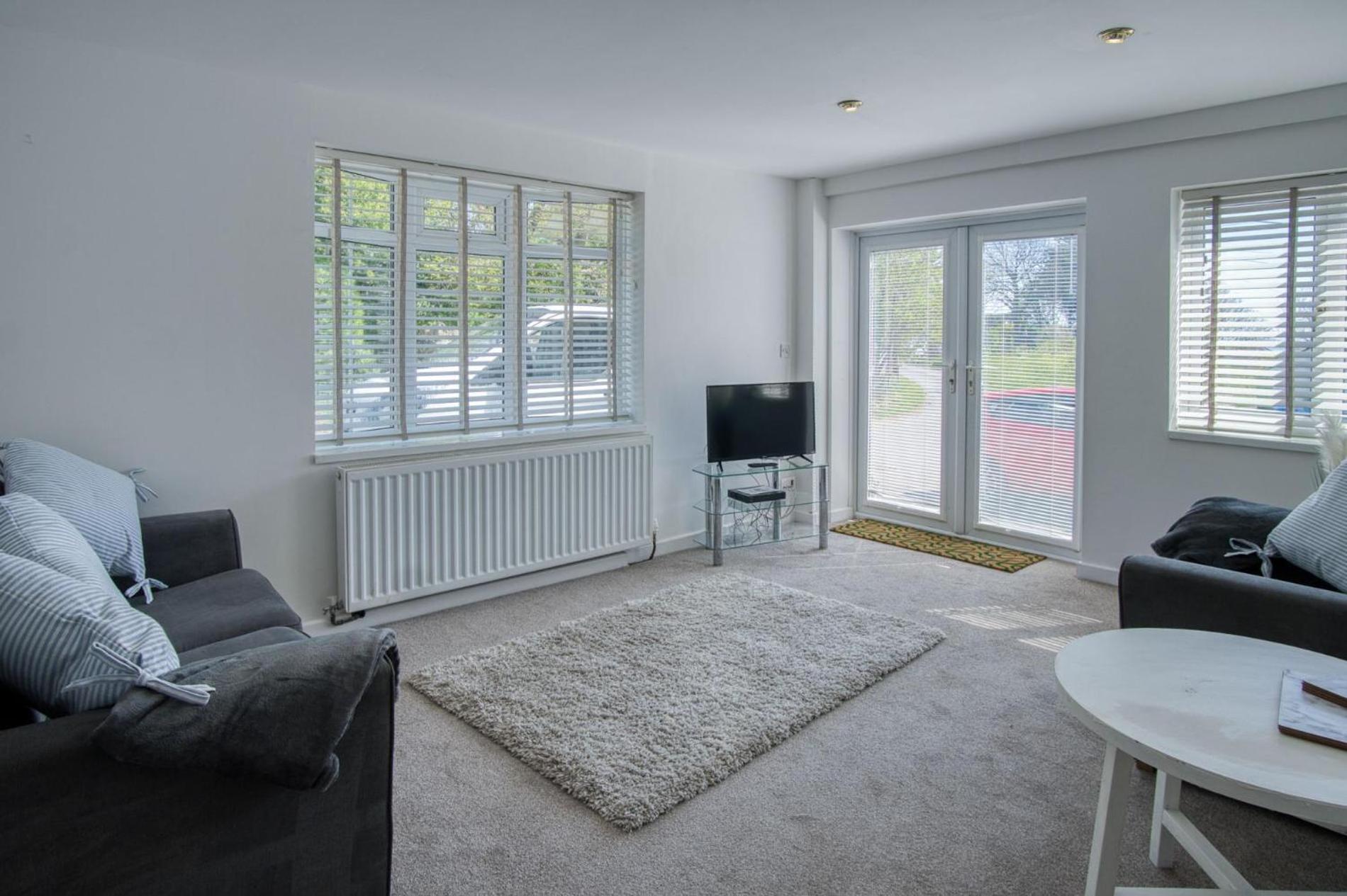 Sea Breeze Apt 1 - 1 Bedroom - Horton Beach