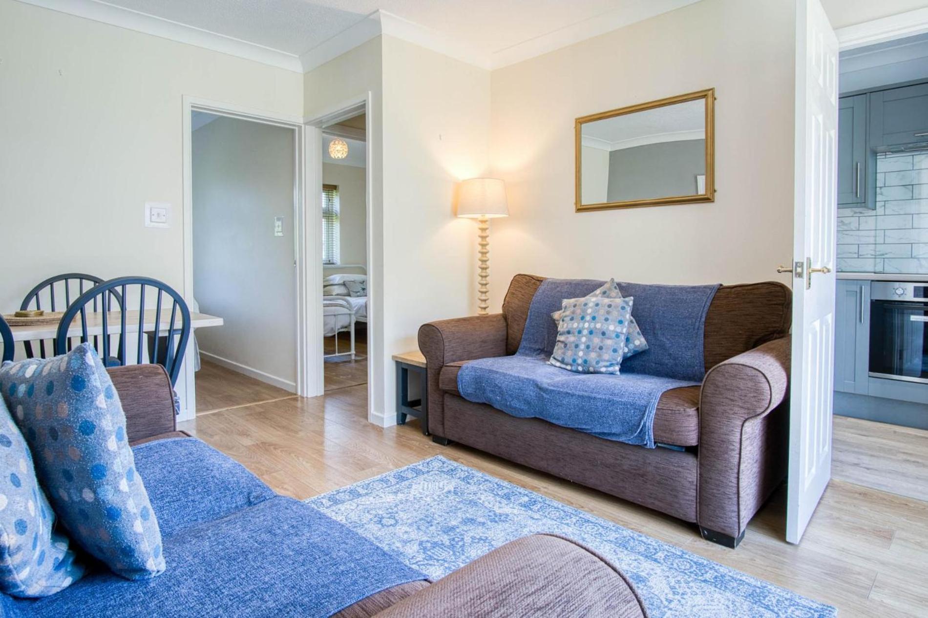 Bayview 72 - 2 Bedroom Chalet - Bayview Oxwich