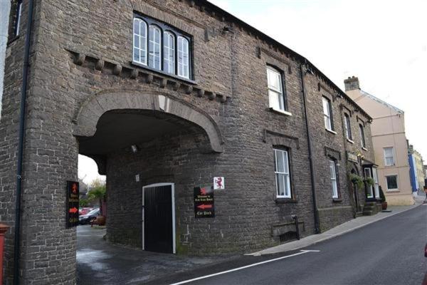 The Red Lion