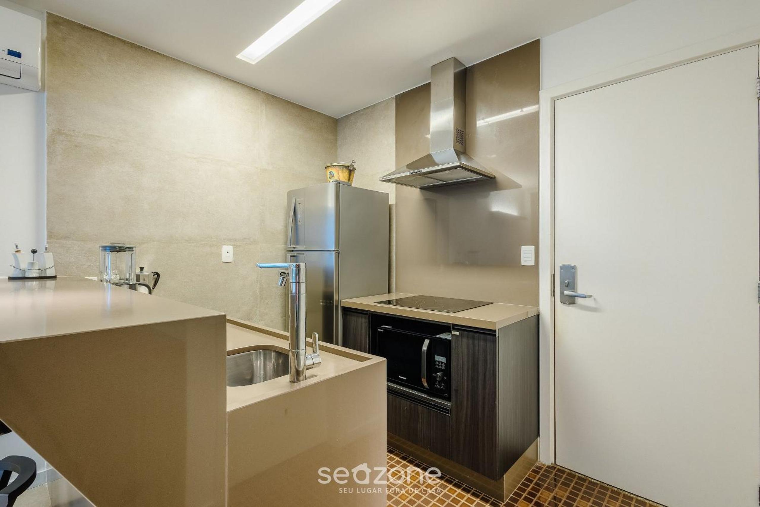 Studio w/ pool condo Asa Sul - CBLS0102
