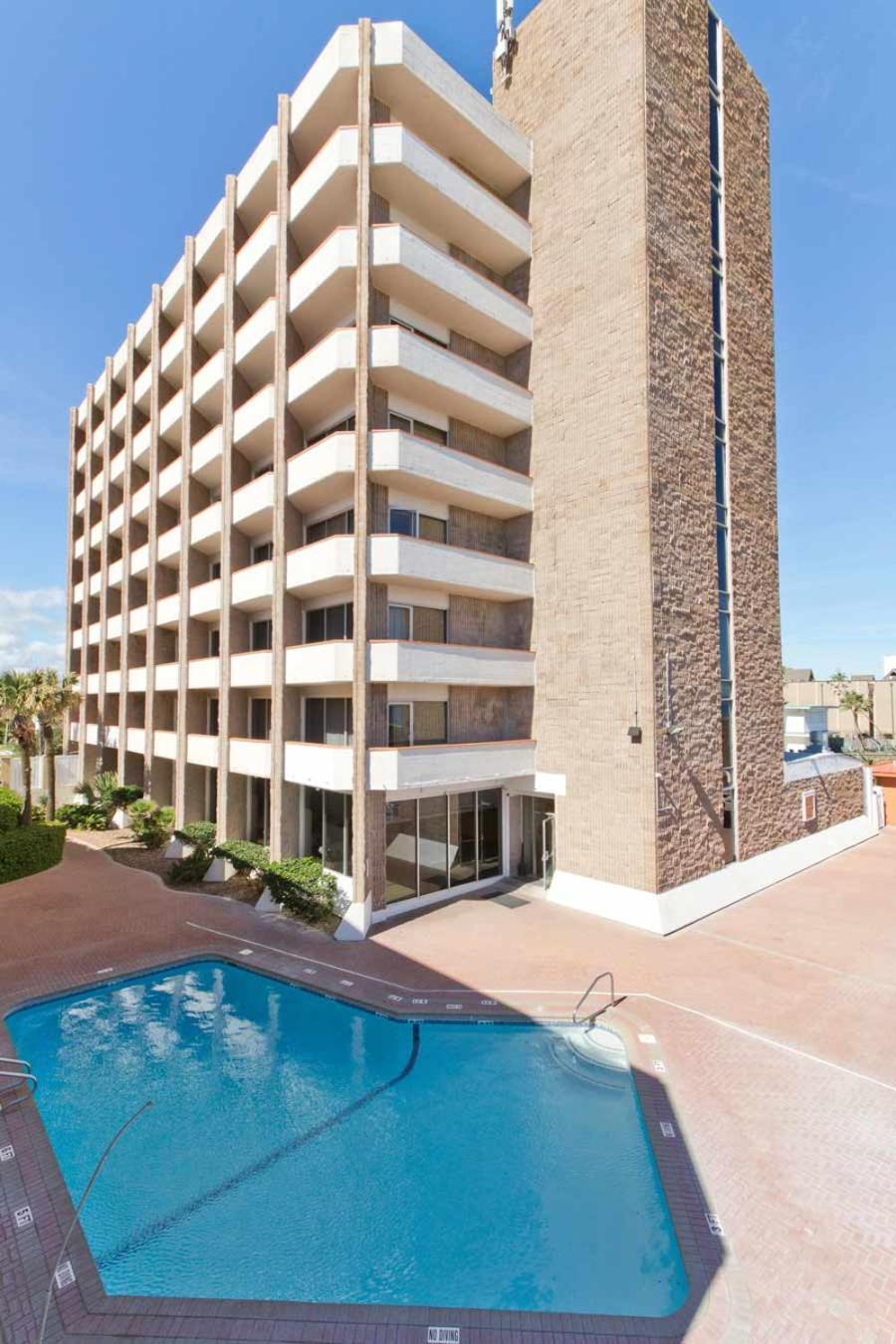 Hotel Padre South Hotel On The Beach - Image 1