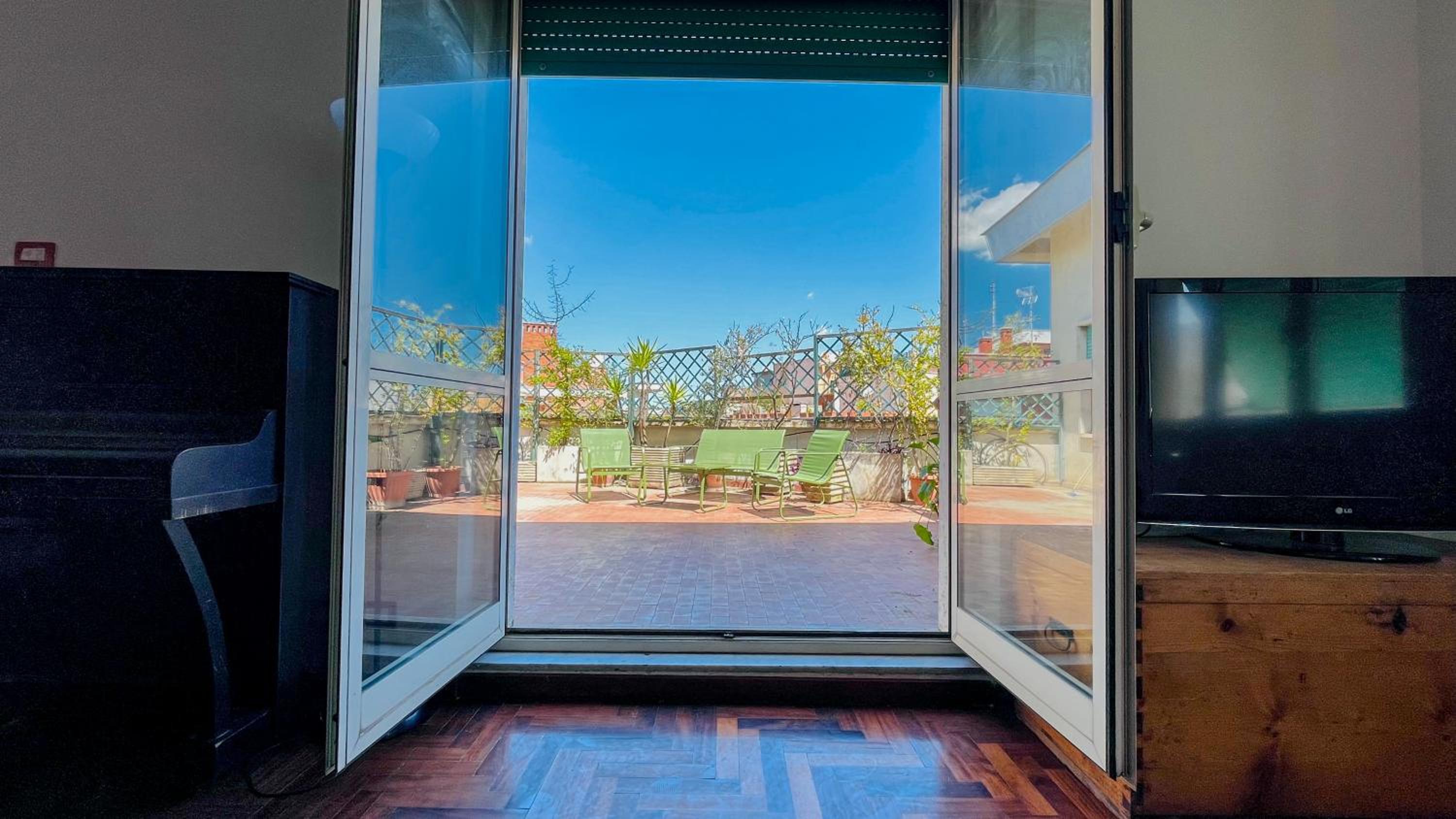 Pinuz Guest House
