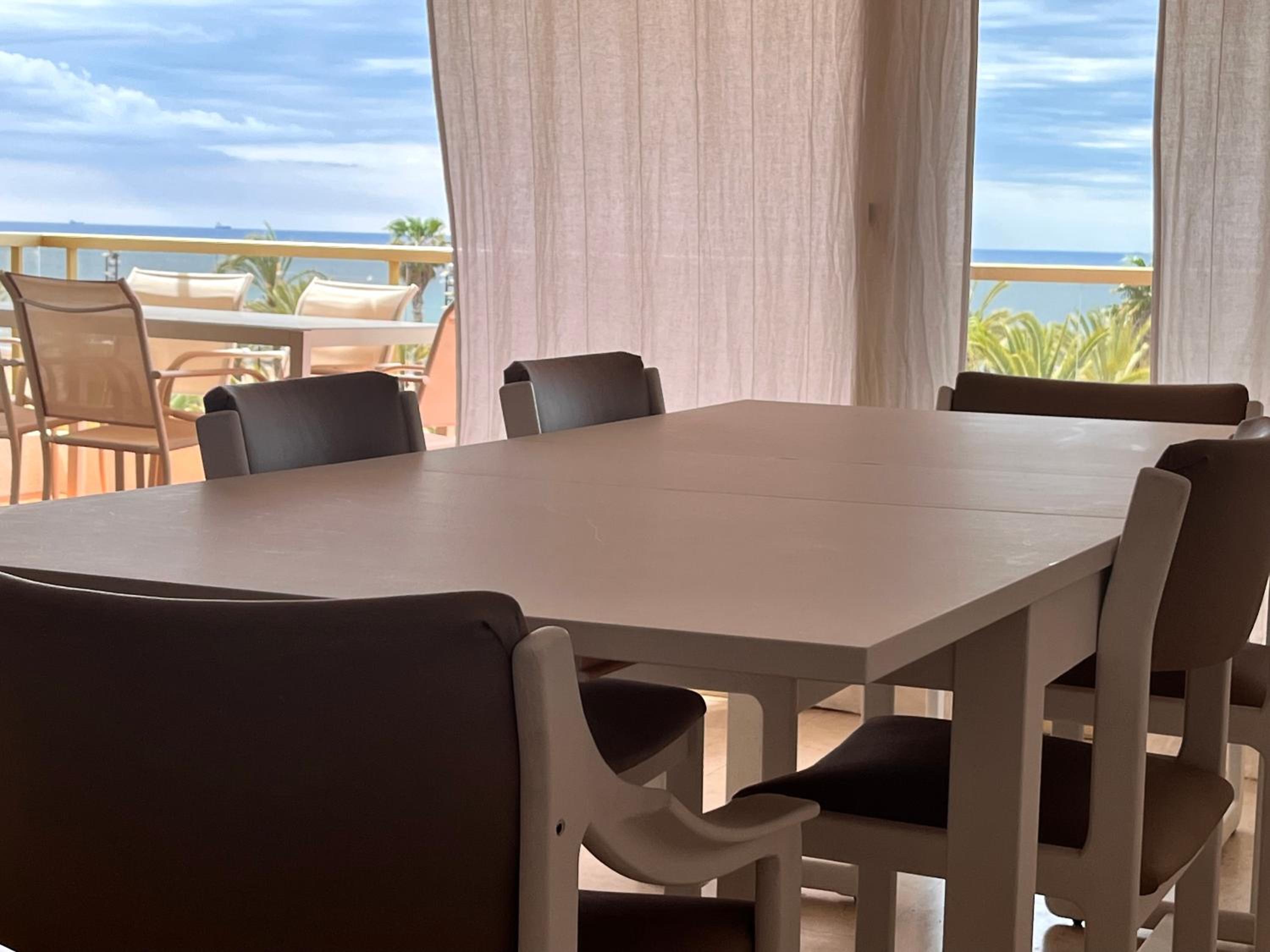 Thalassa Luxe Apartment Ocean View