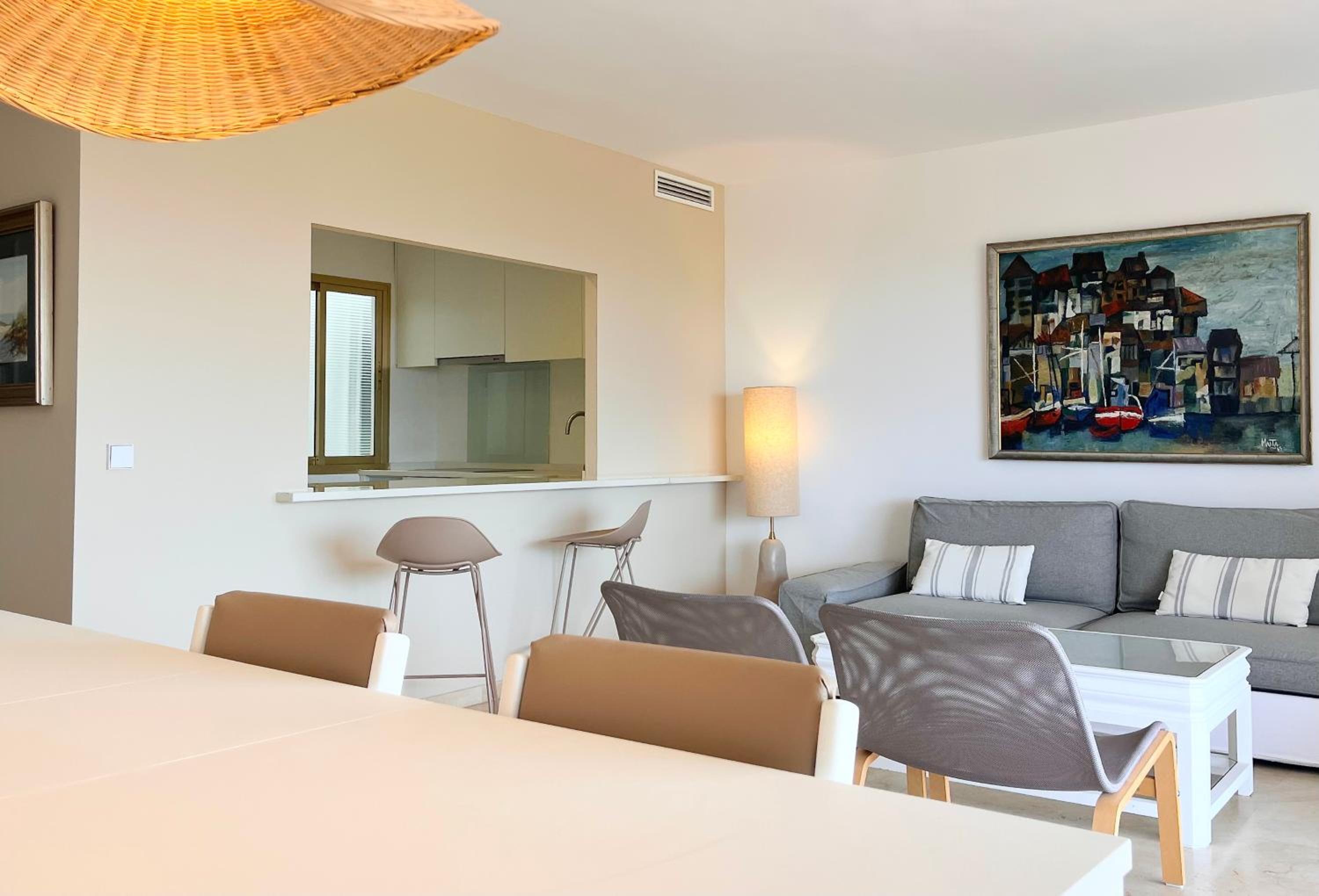 Thalassa Luxe Apartment Ocean View