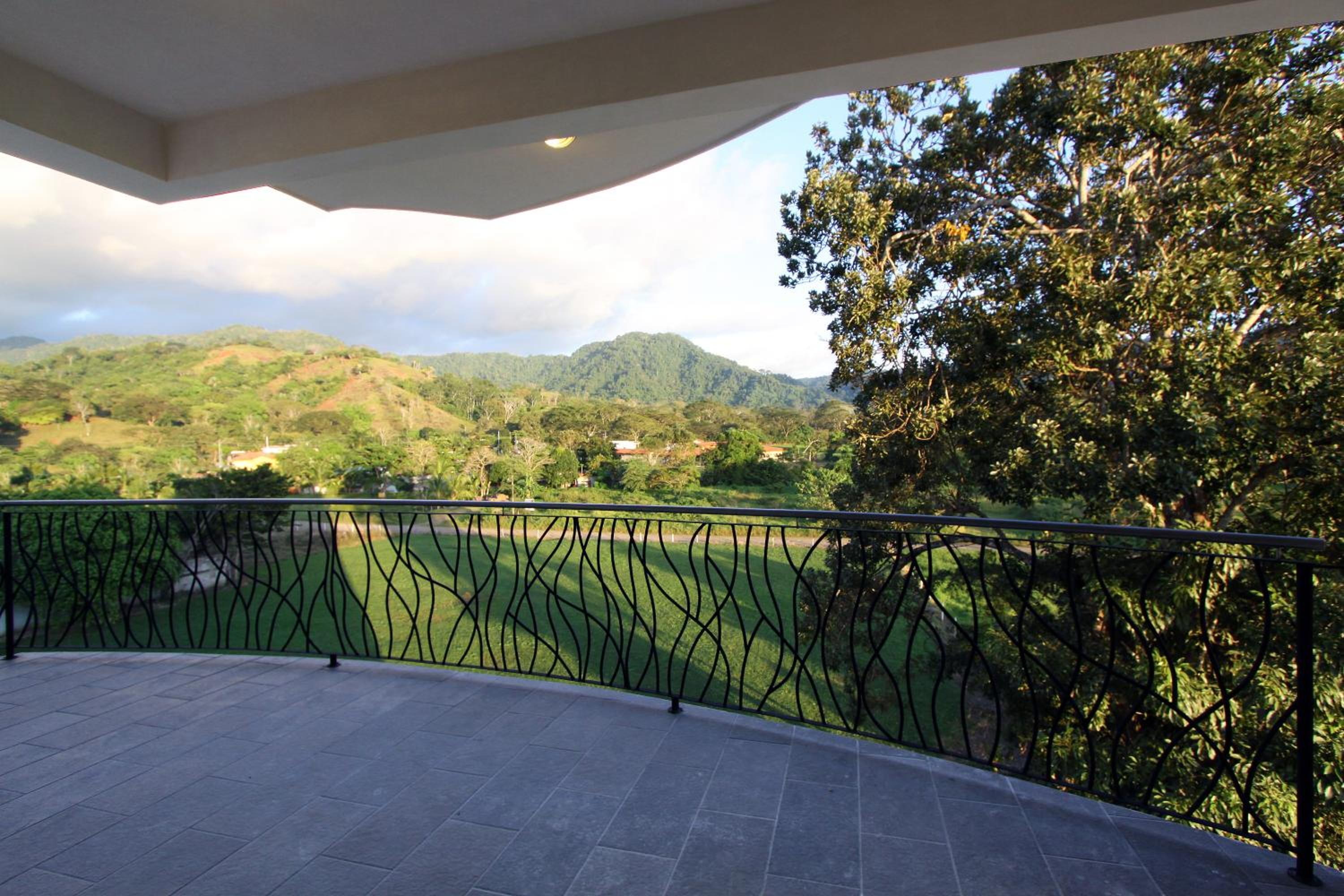 Luxury SKY PENTHOUSES 3-6BR Condo-Hotel at Oceano Jaco