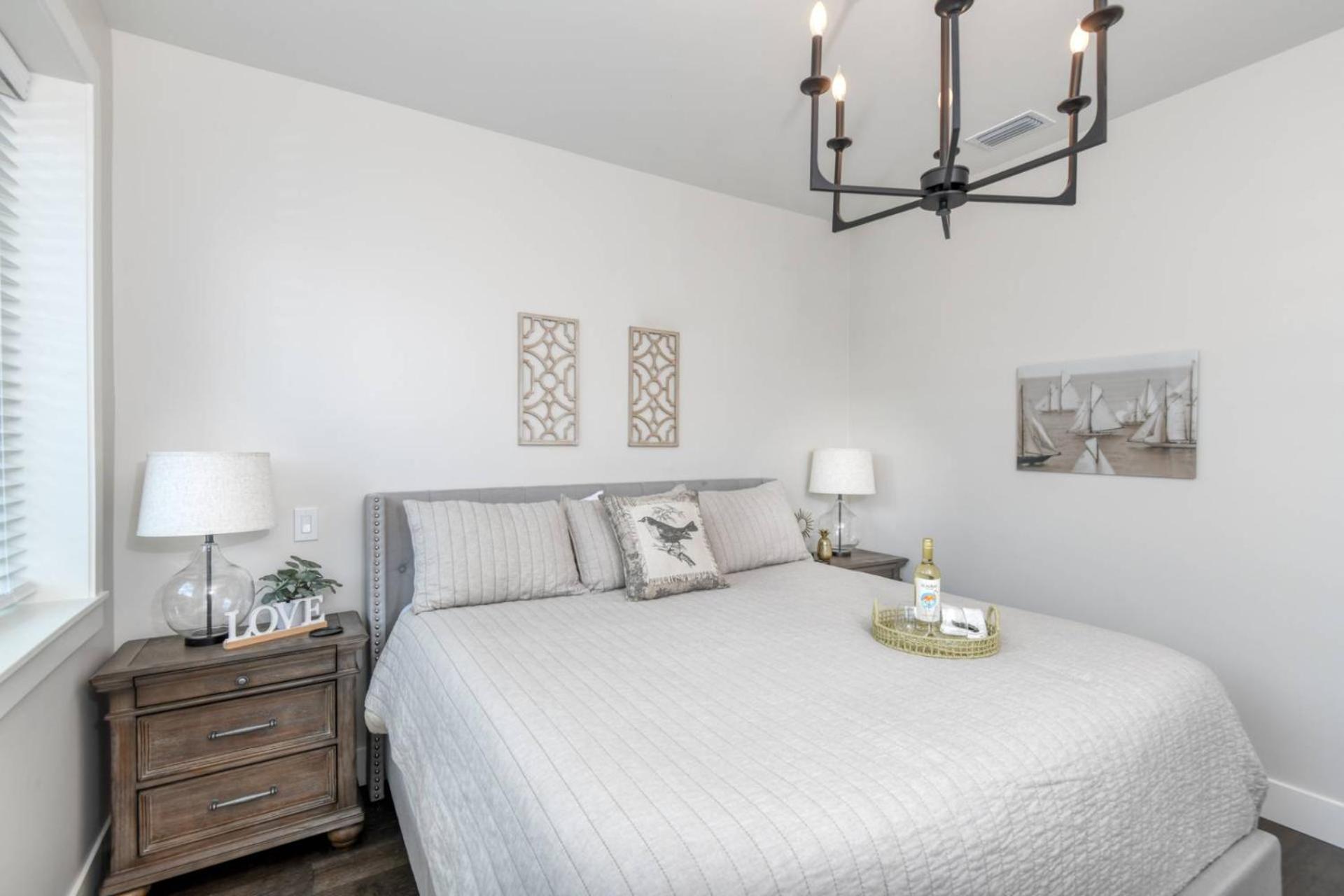 Lincolnville House