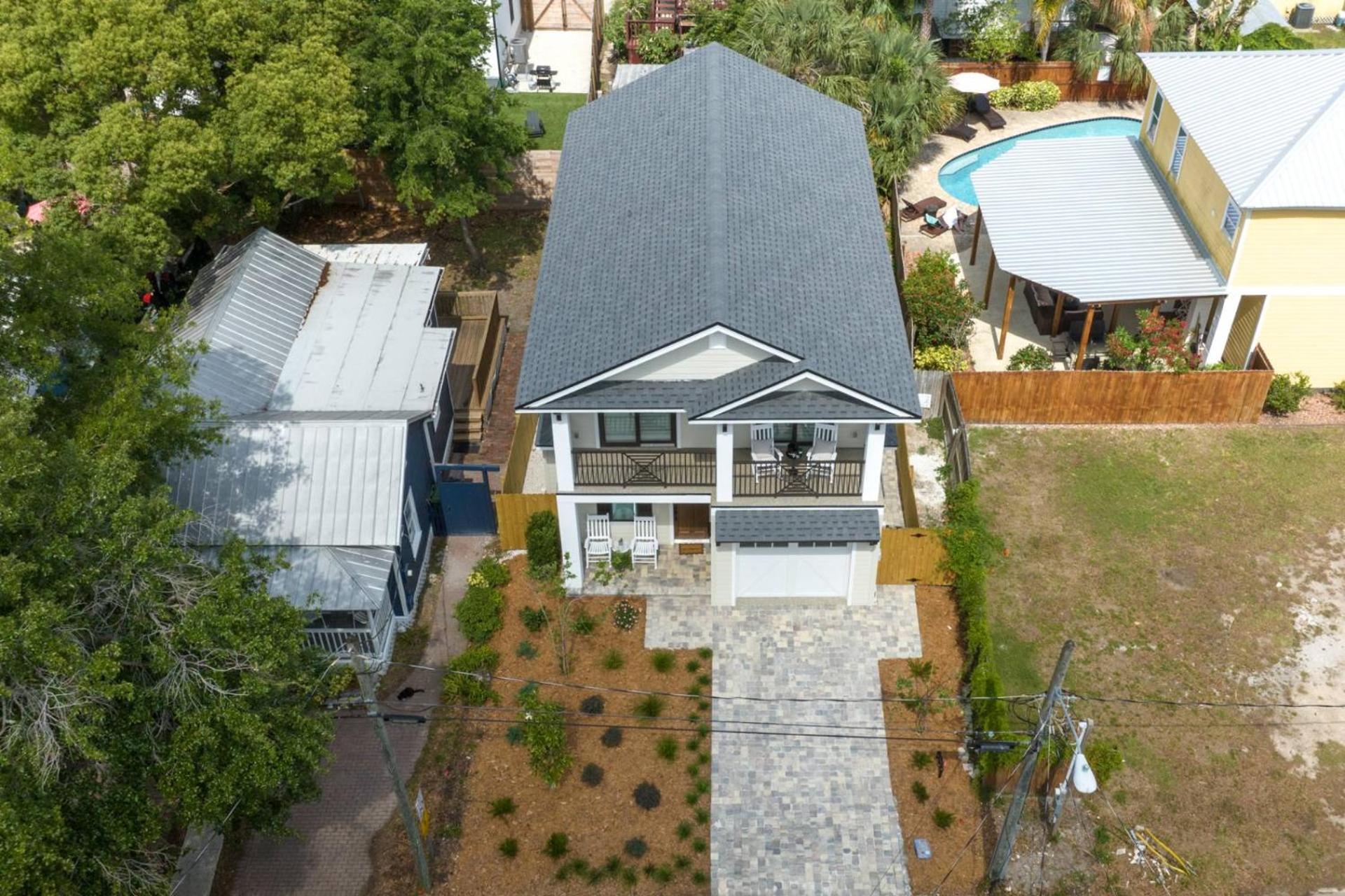 Lincolnville House