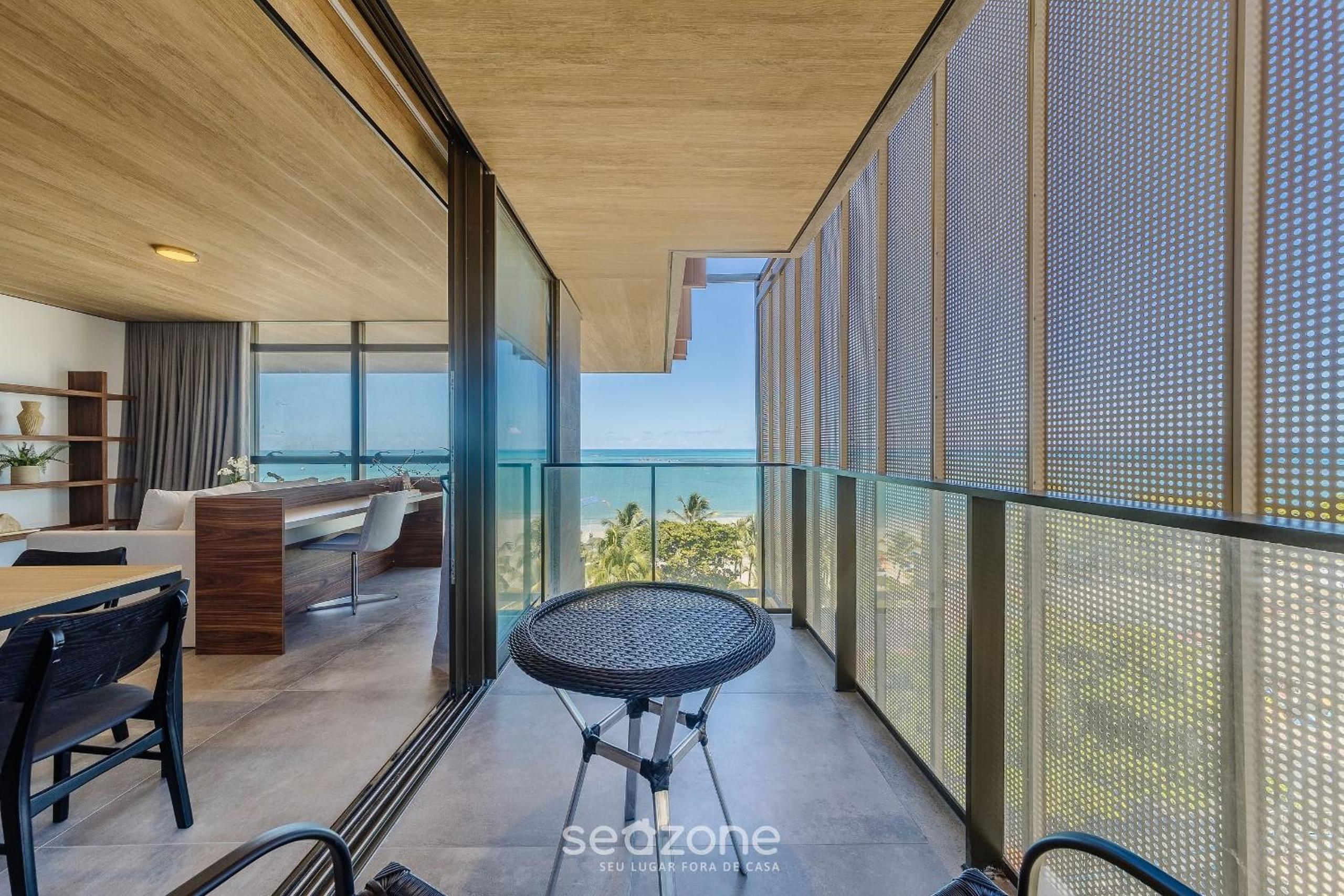 NWTs - Studios in Building with Sea View