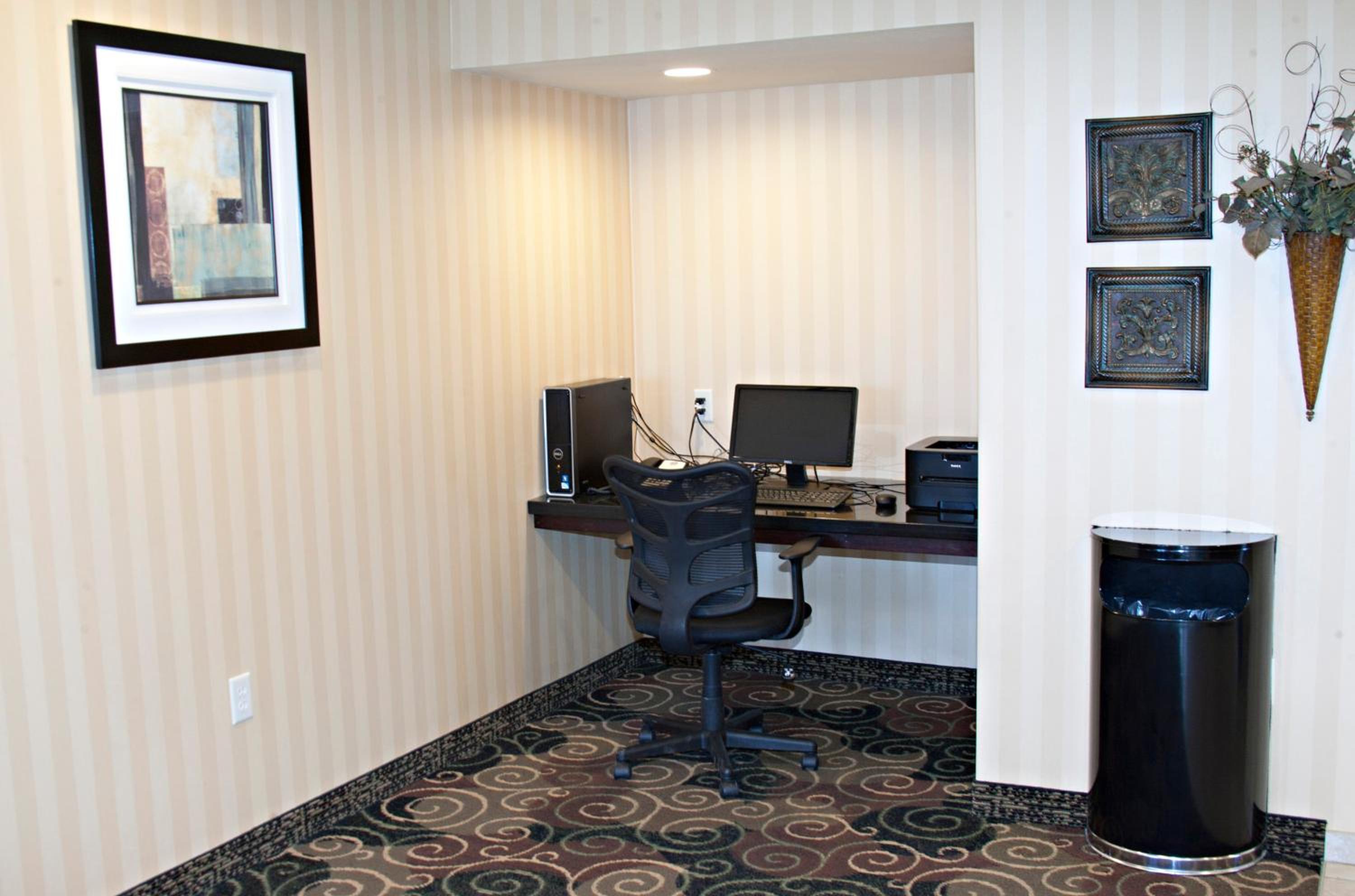 Cobblestone Inn & Suites - Langdon
