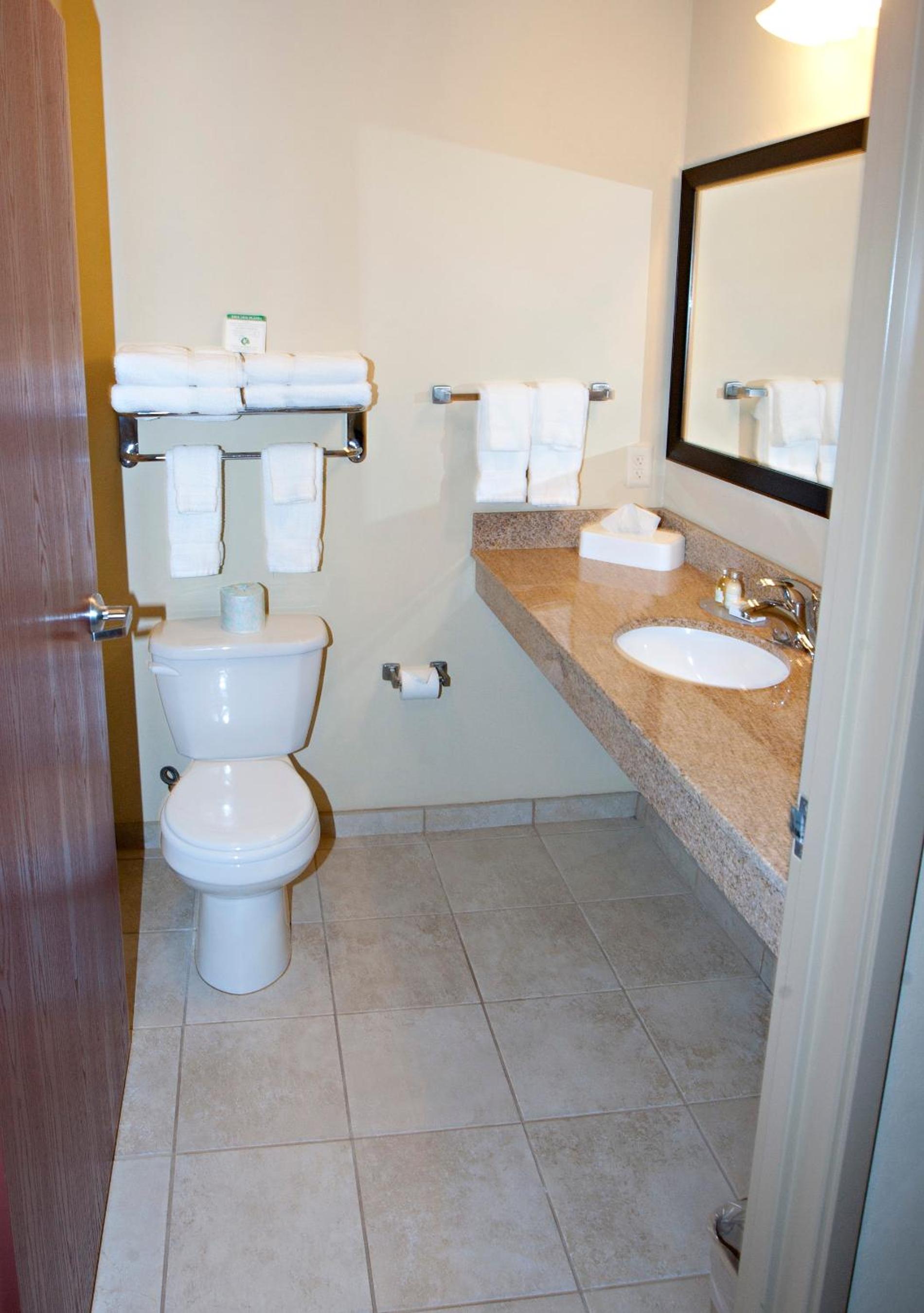 Cobblestone Inn & Suites - Langdon