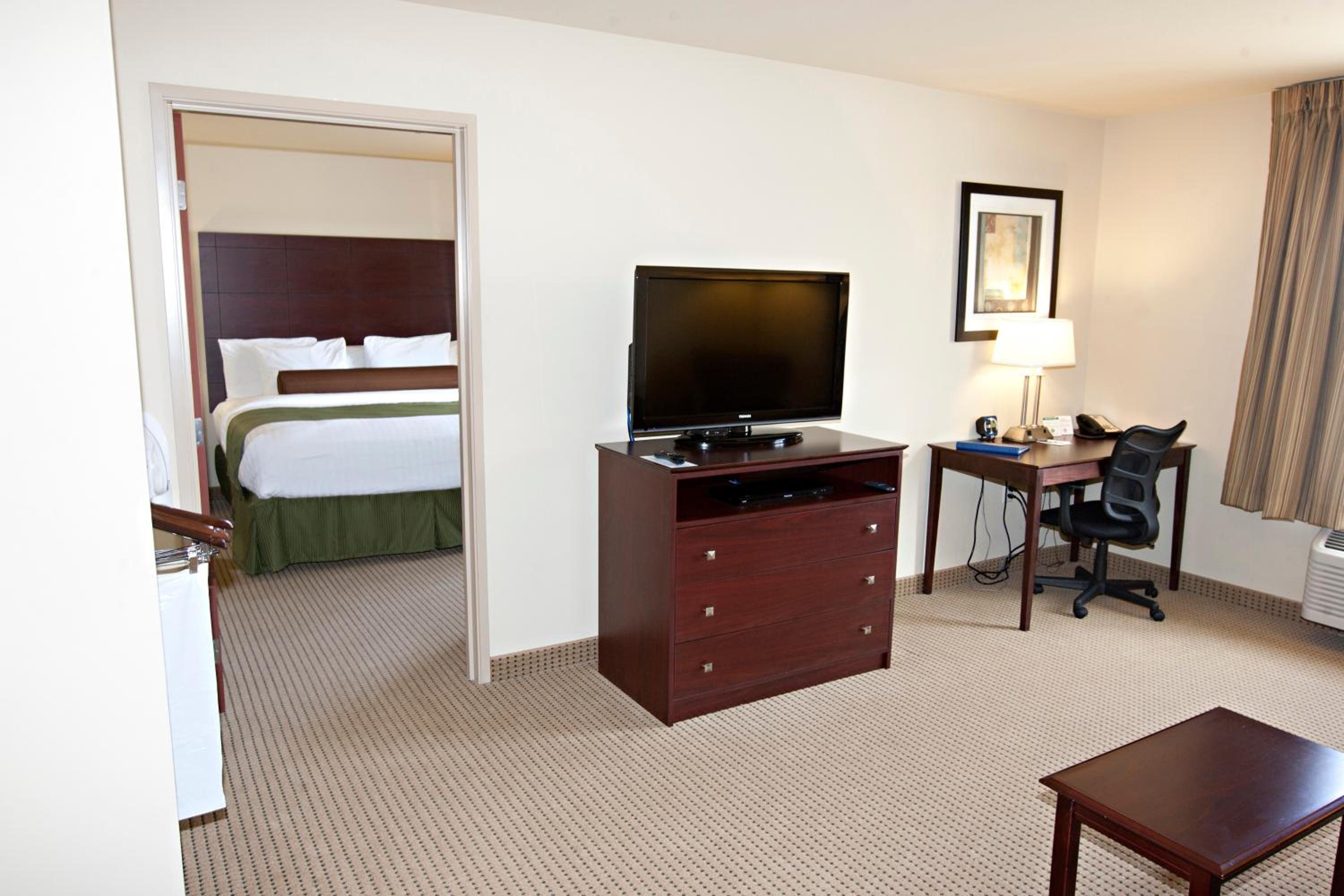 Cobblestone Inn & Suites - Langdon