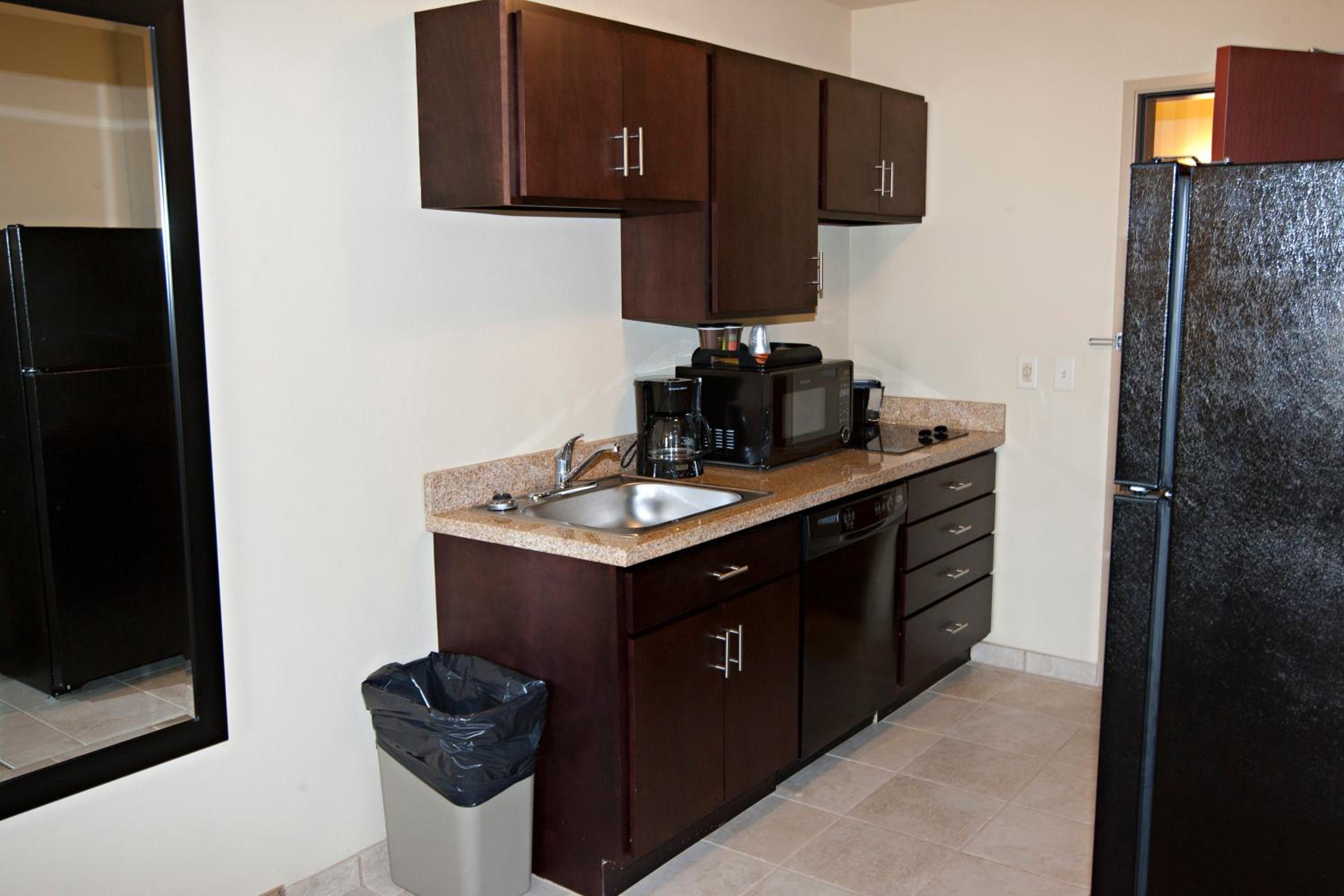 Cobblestone Inn & Suites - Langdon