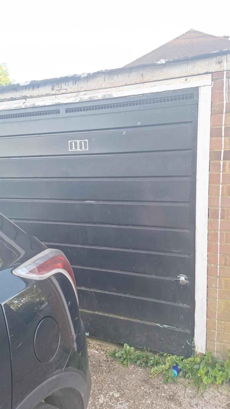 Cosy 2-bed Maisonette with Private Garage in Wembley