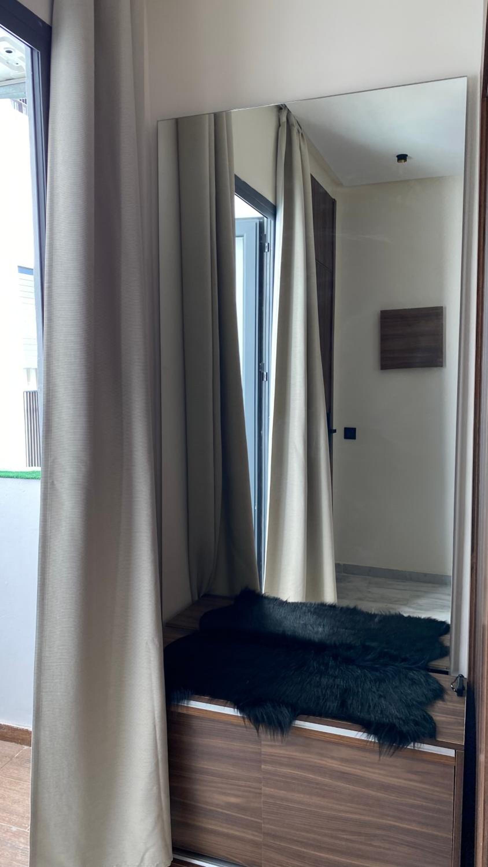 Modern & Fully equipped 1BDR Flats in Palmiers Central Casablanca with Terrace & Parking