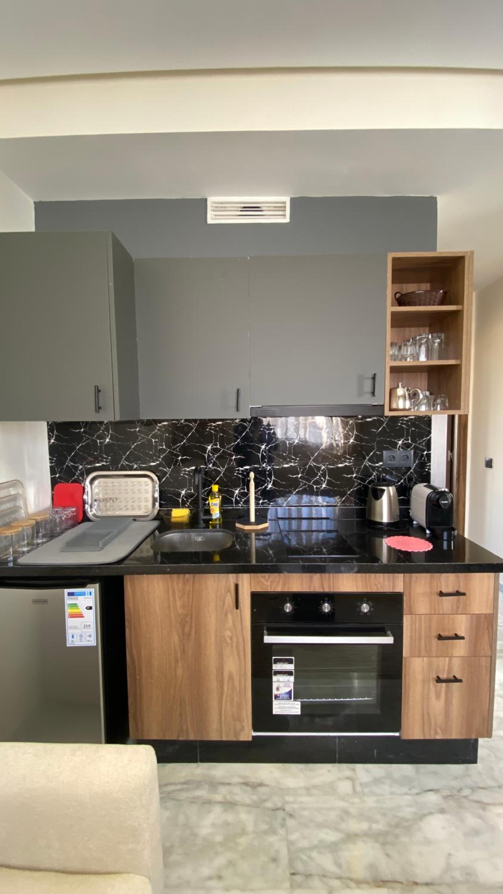 Modern & Fully equipped 1BDR Flats in Palmiers Central Casablanca with Terrace & Parking
