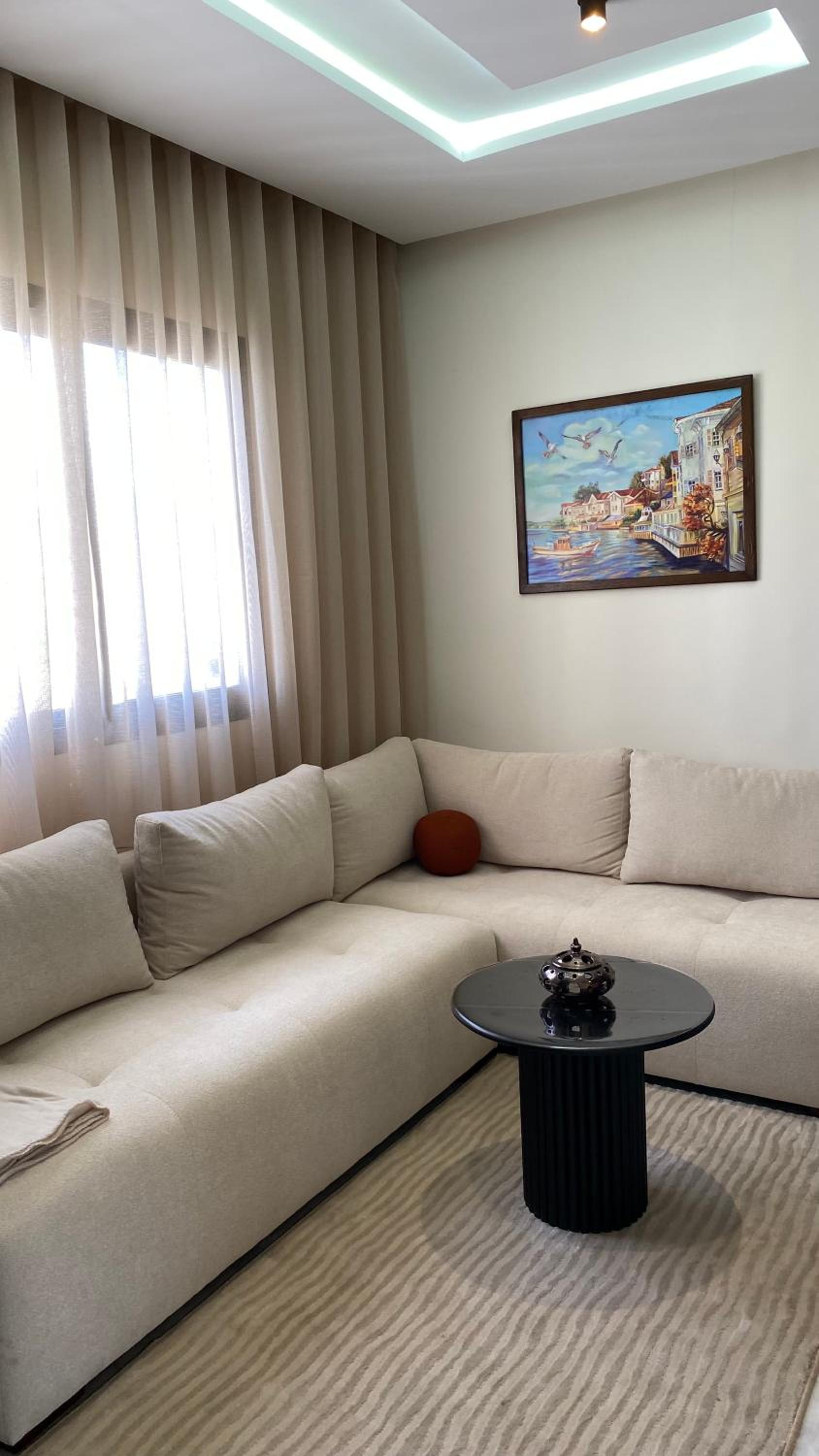 Modern & Fully equipped 1BDR Flats in Palmiers Central Casablanca with Terrace & Parking