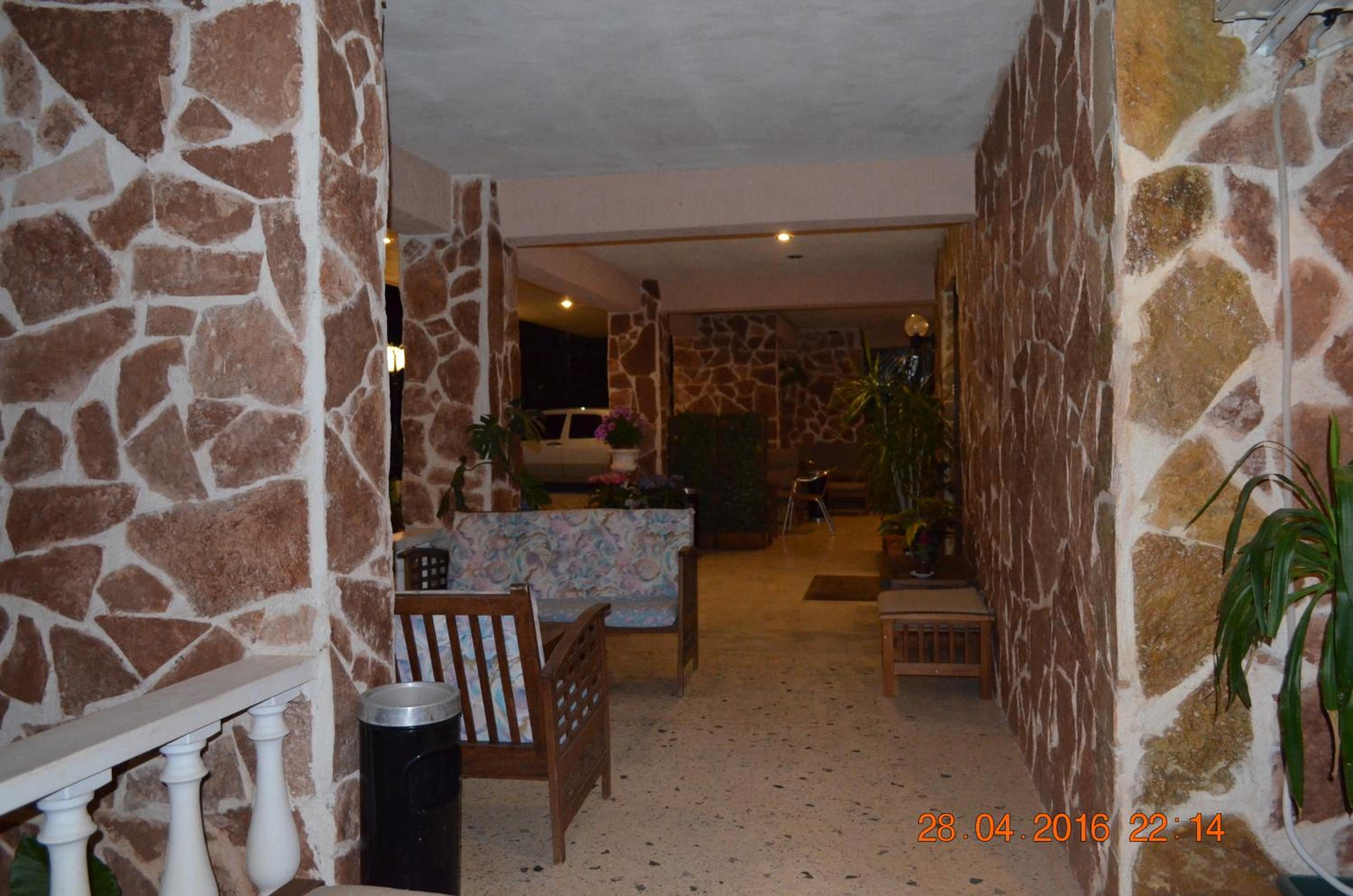 Apartments Zoumperi
