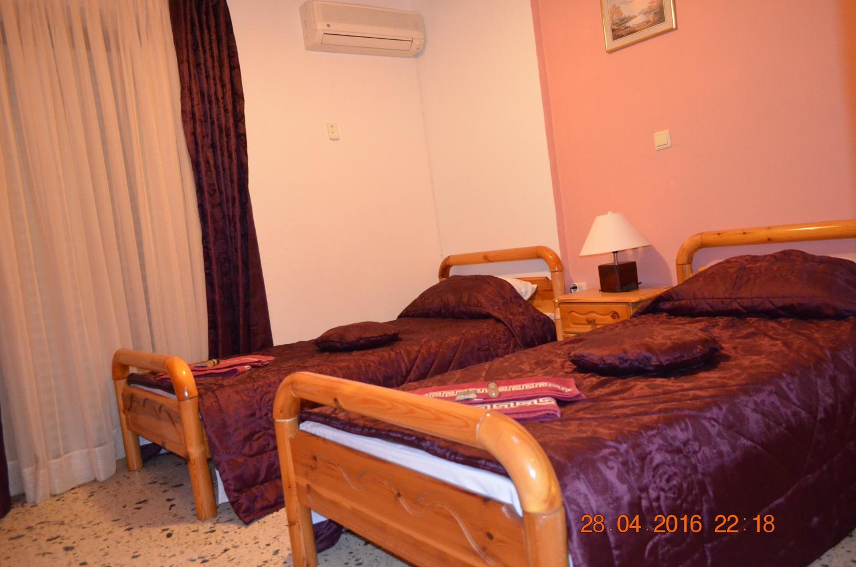 Apartments Zoumperi