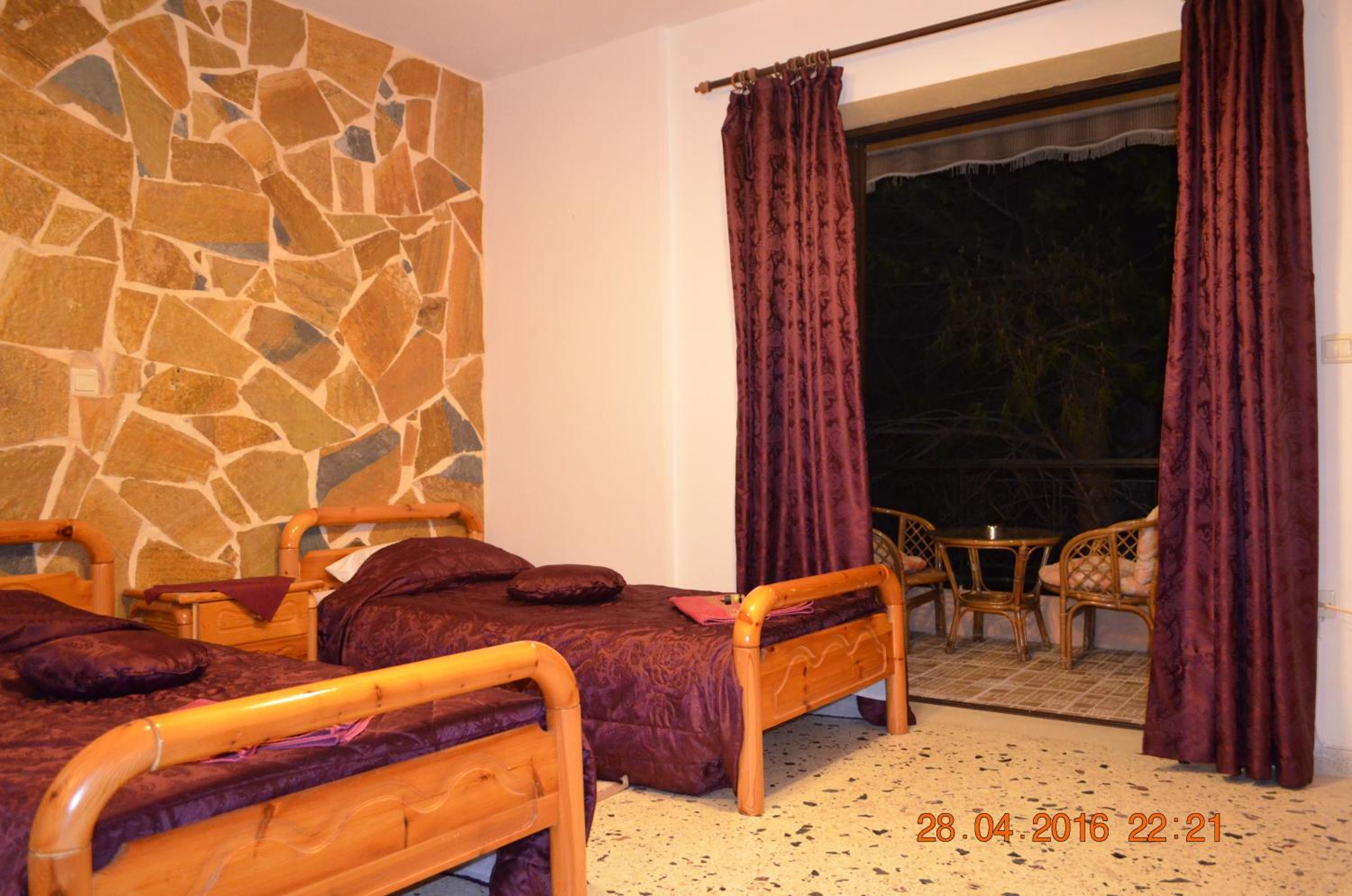 Apartments Zoumperi