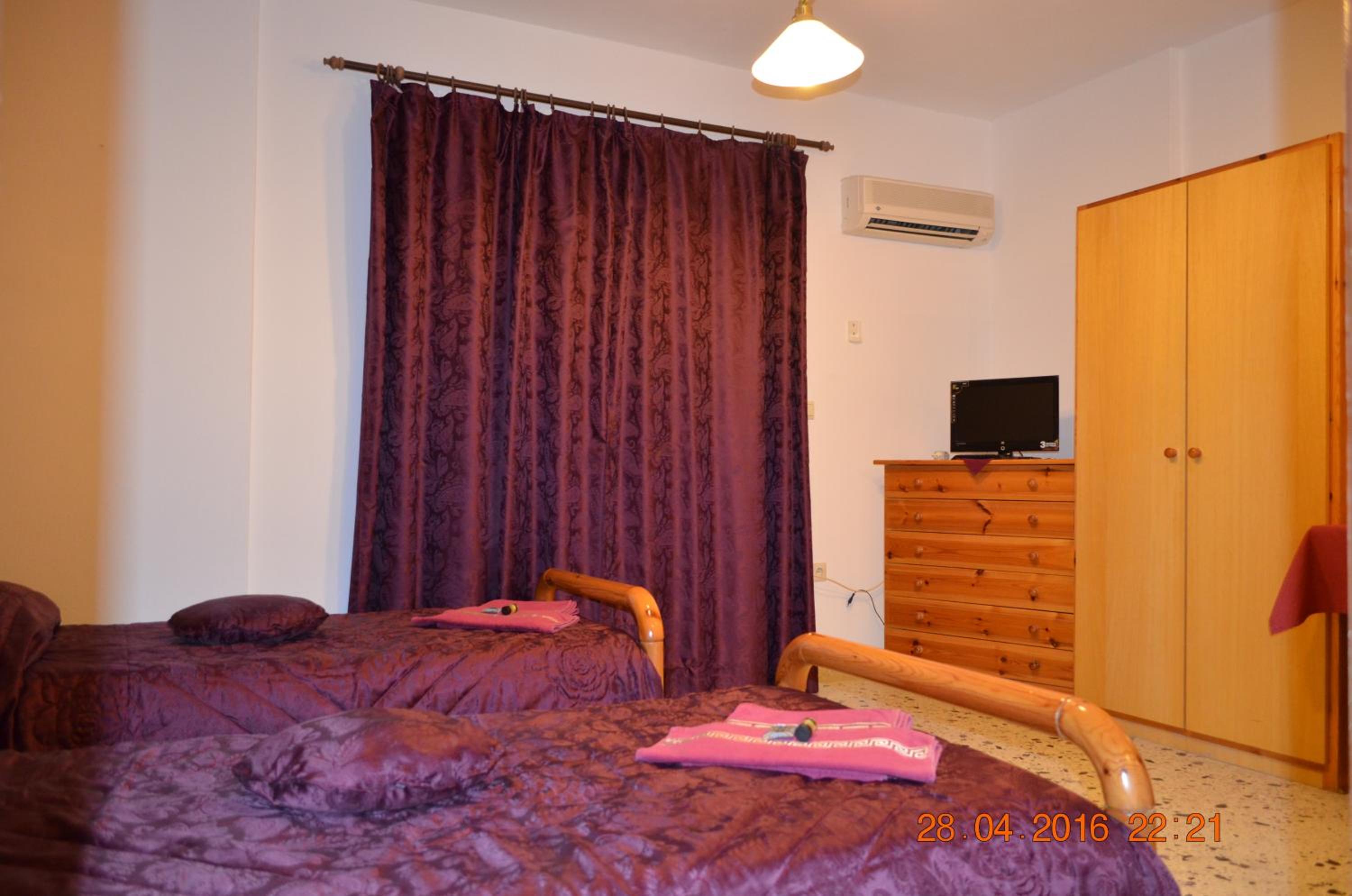 Apartments Zoumperi