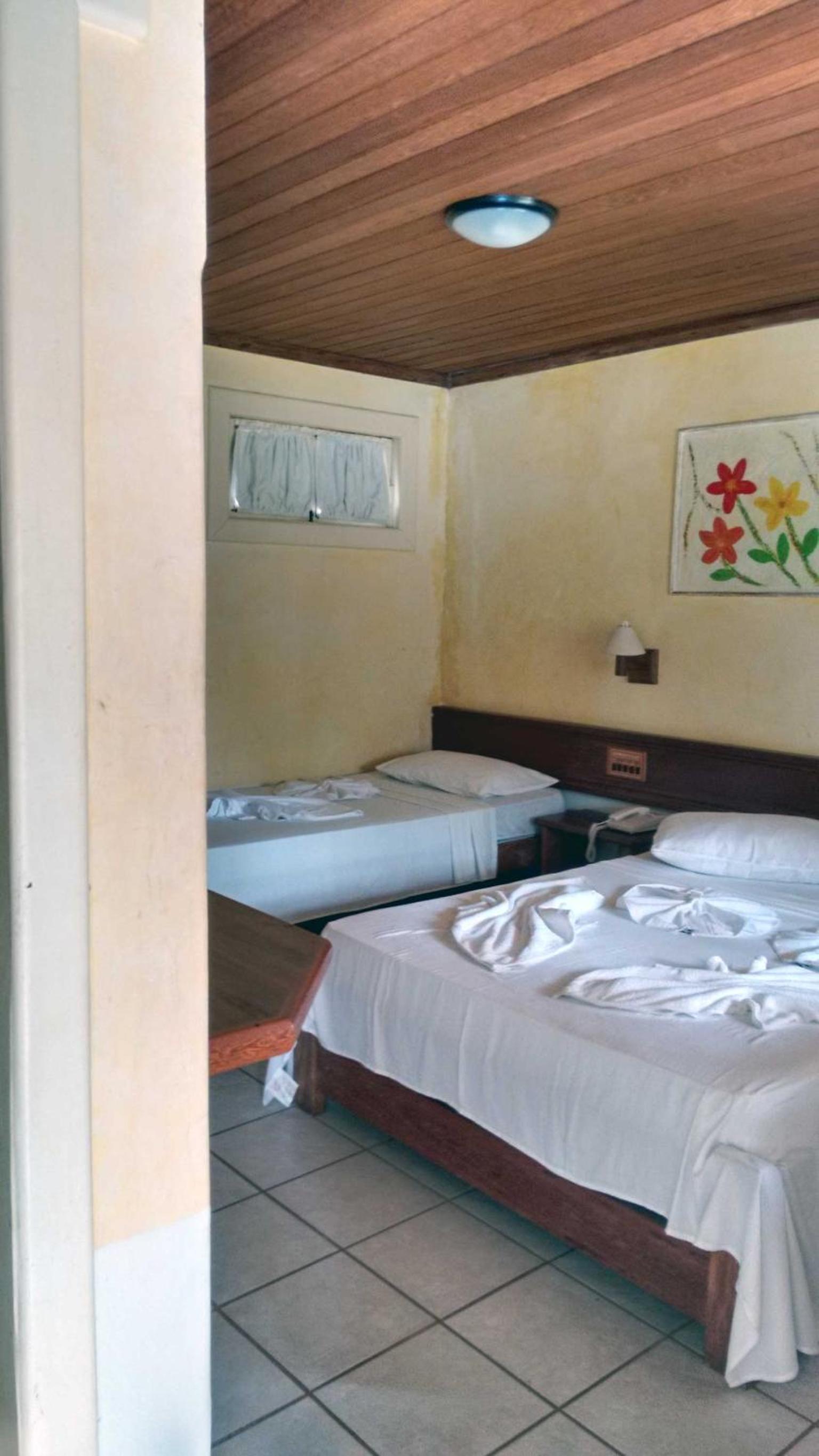 Hotel Pousada Castanheiras do Village