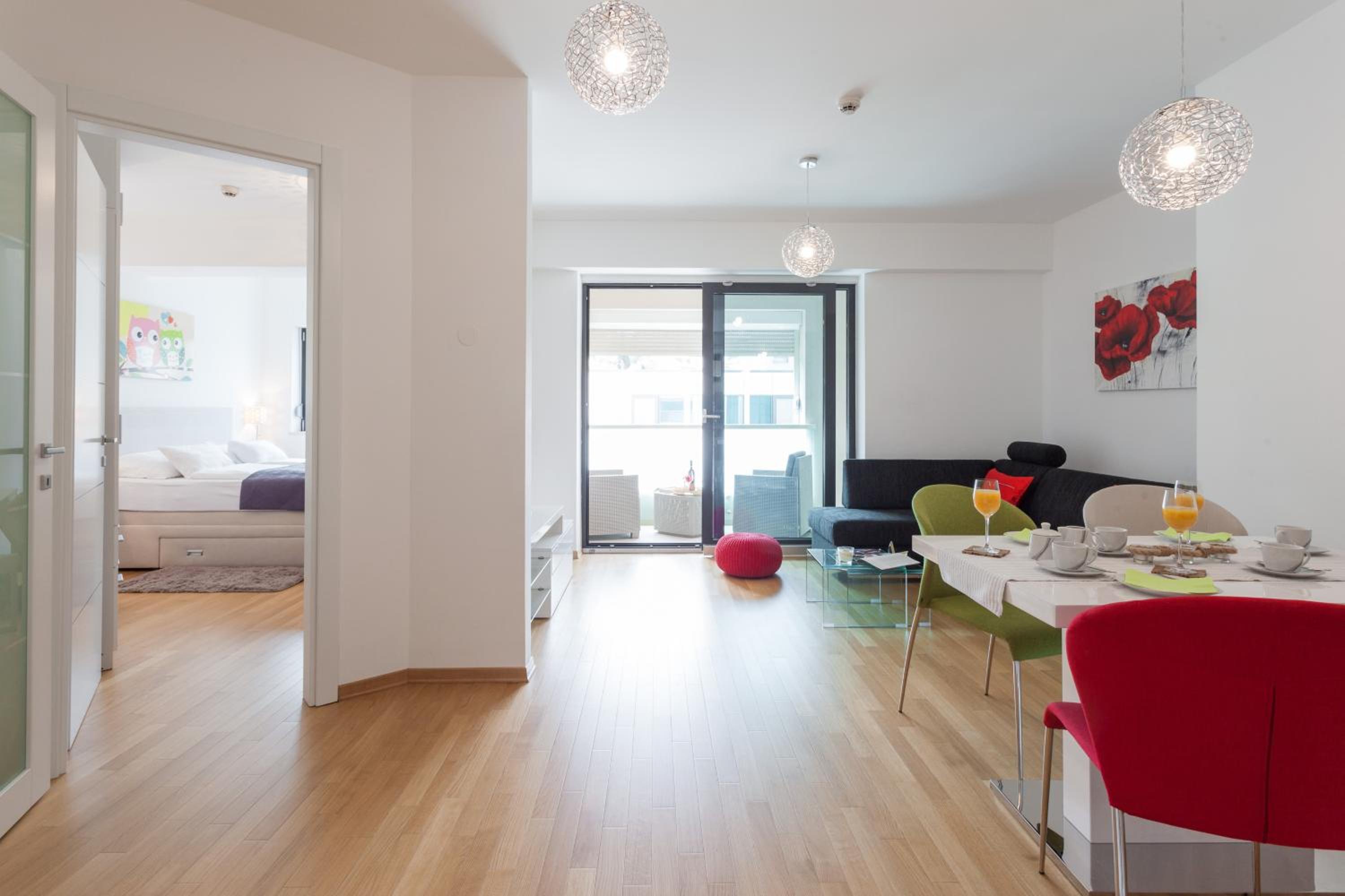 Apartment Navigatio with parking