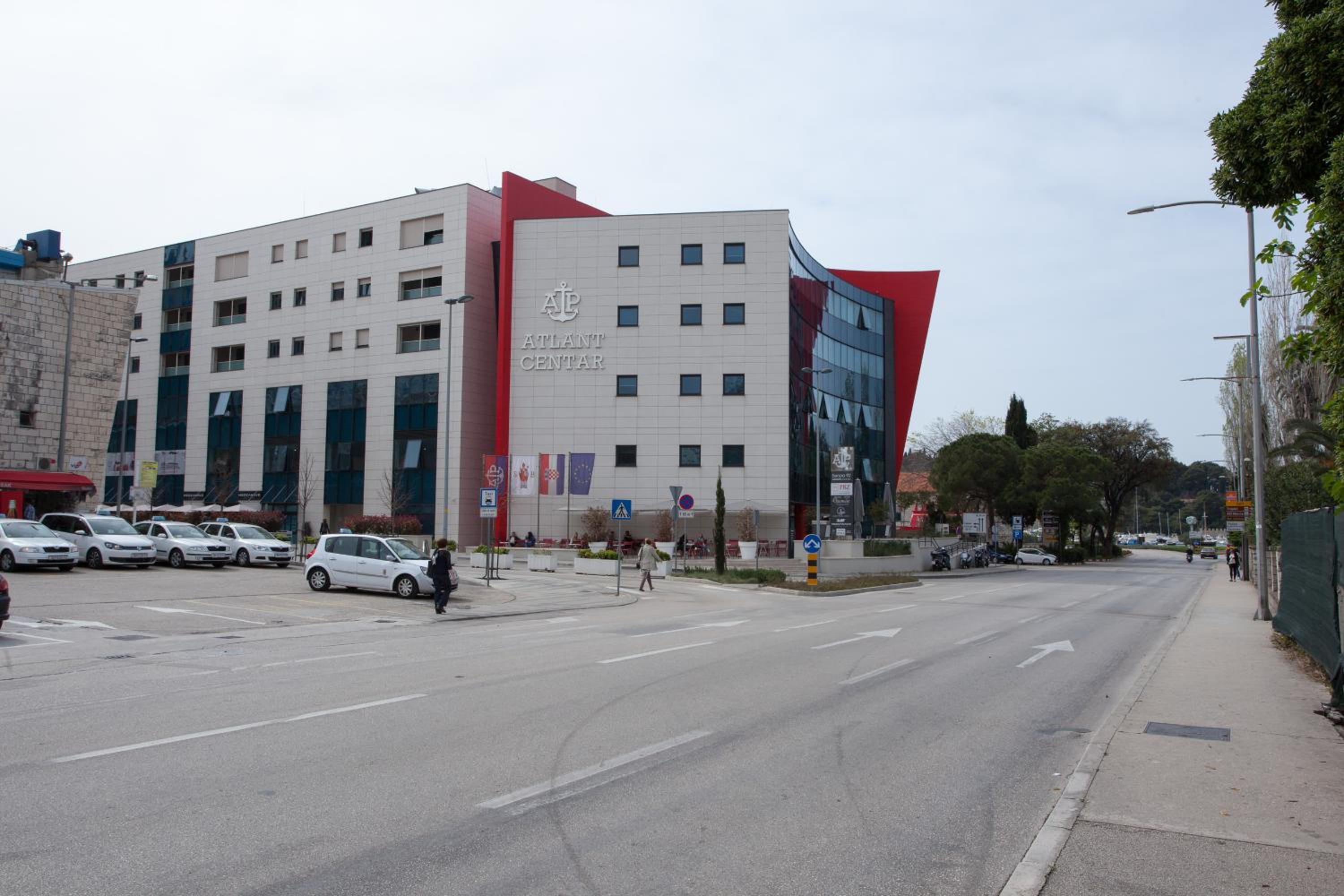 Apartment Navigatio with parking