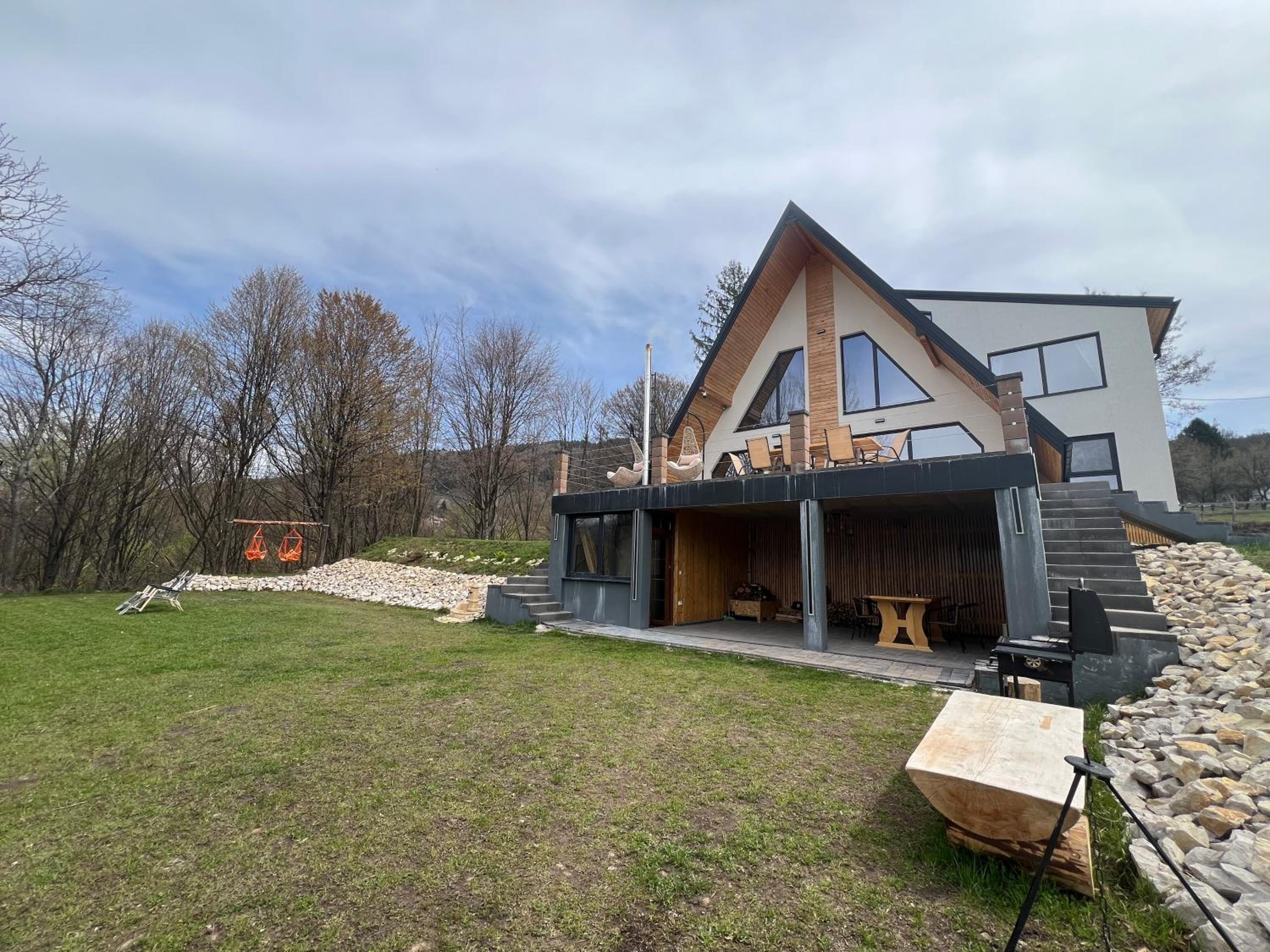 A-frame Sofis House Valea Doftanei