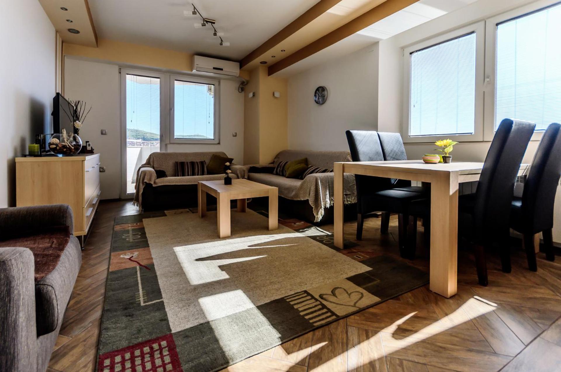 Aries Apartments