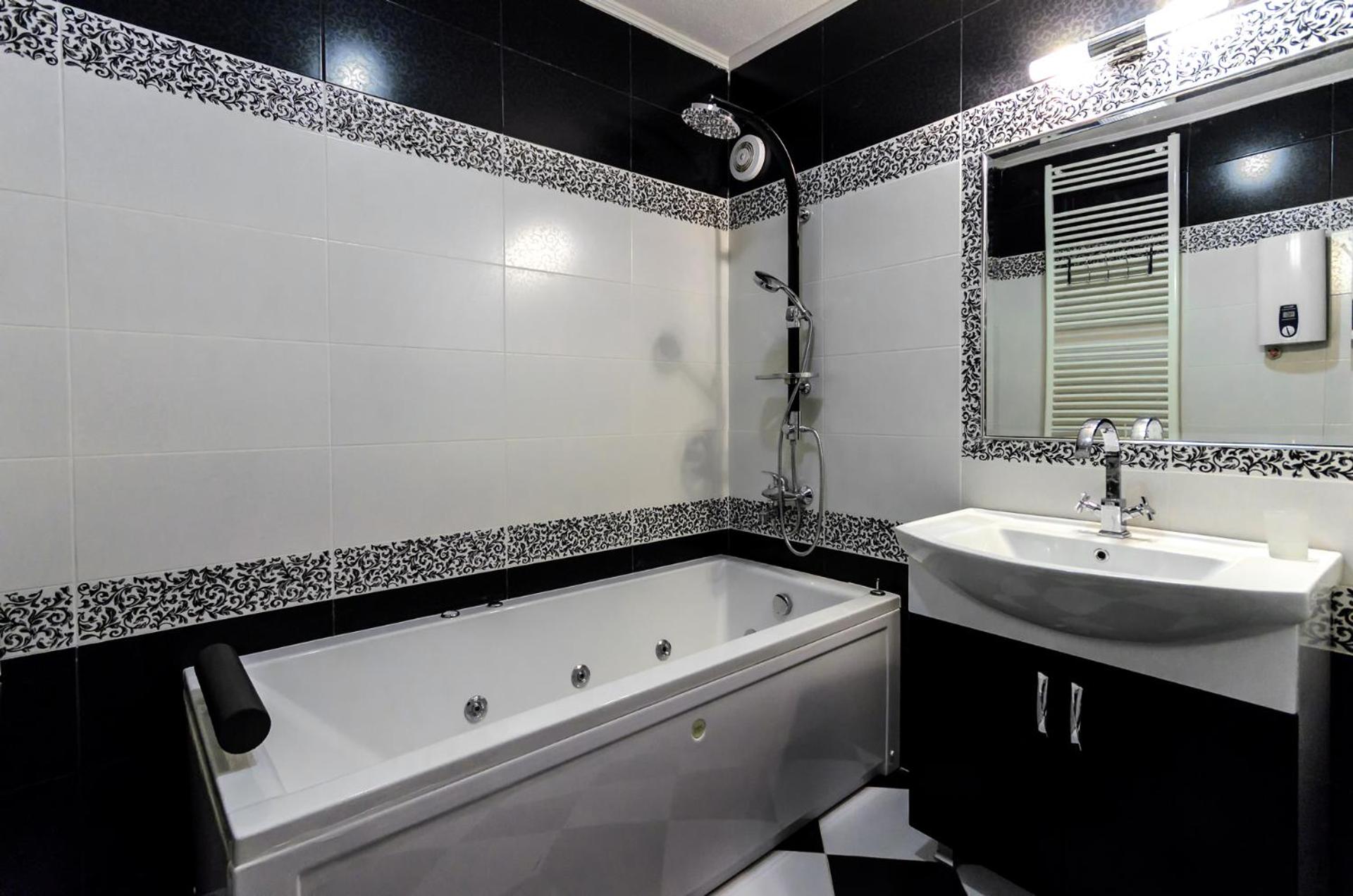 Aries Apartments