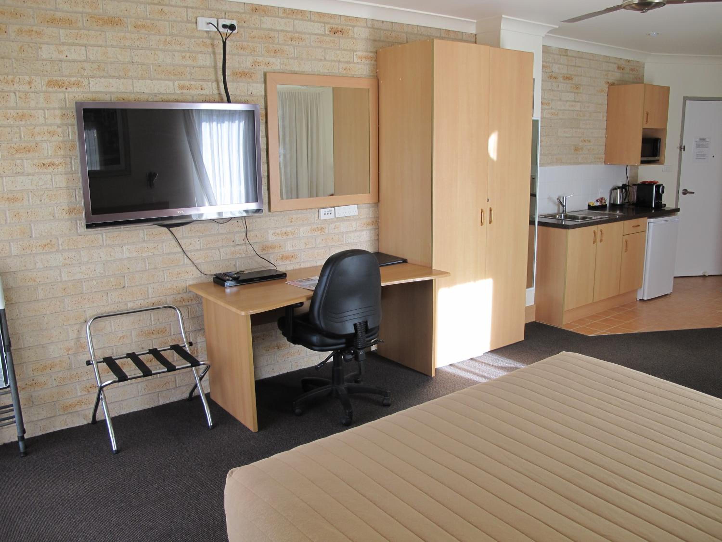 Aston Hill Motor Lodge