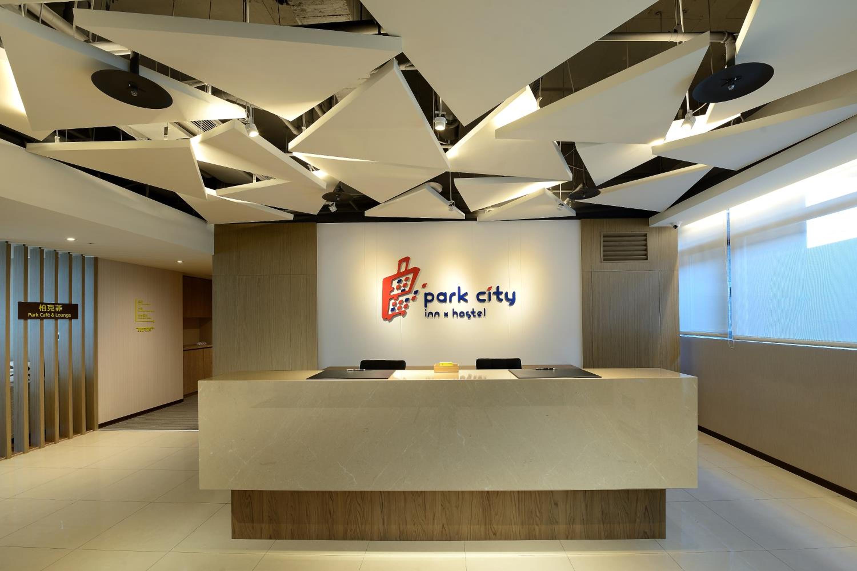Park City Inn & Hostel