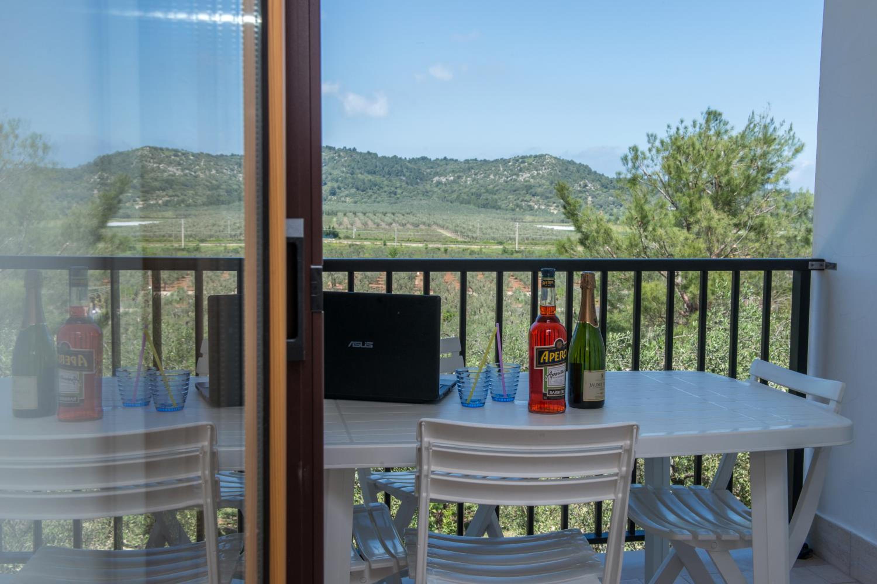 Alba Del Gargano Home view 3