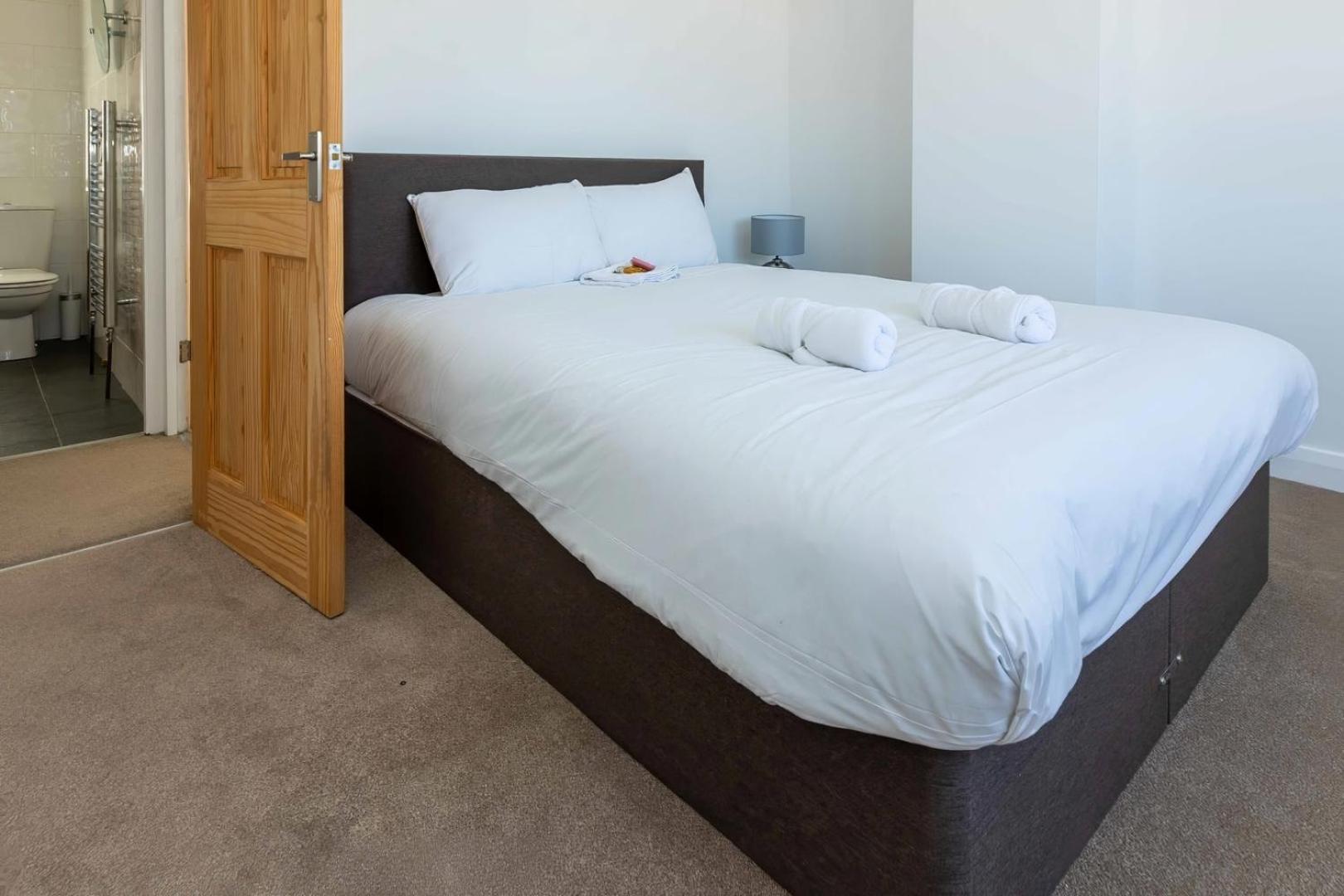 Family friendly Filton home with parking and WiFi