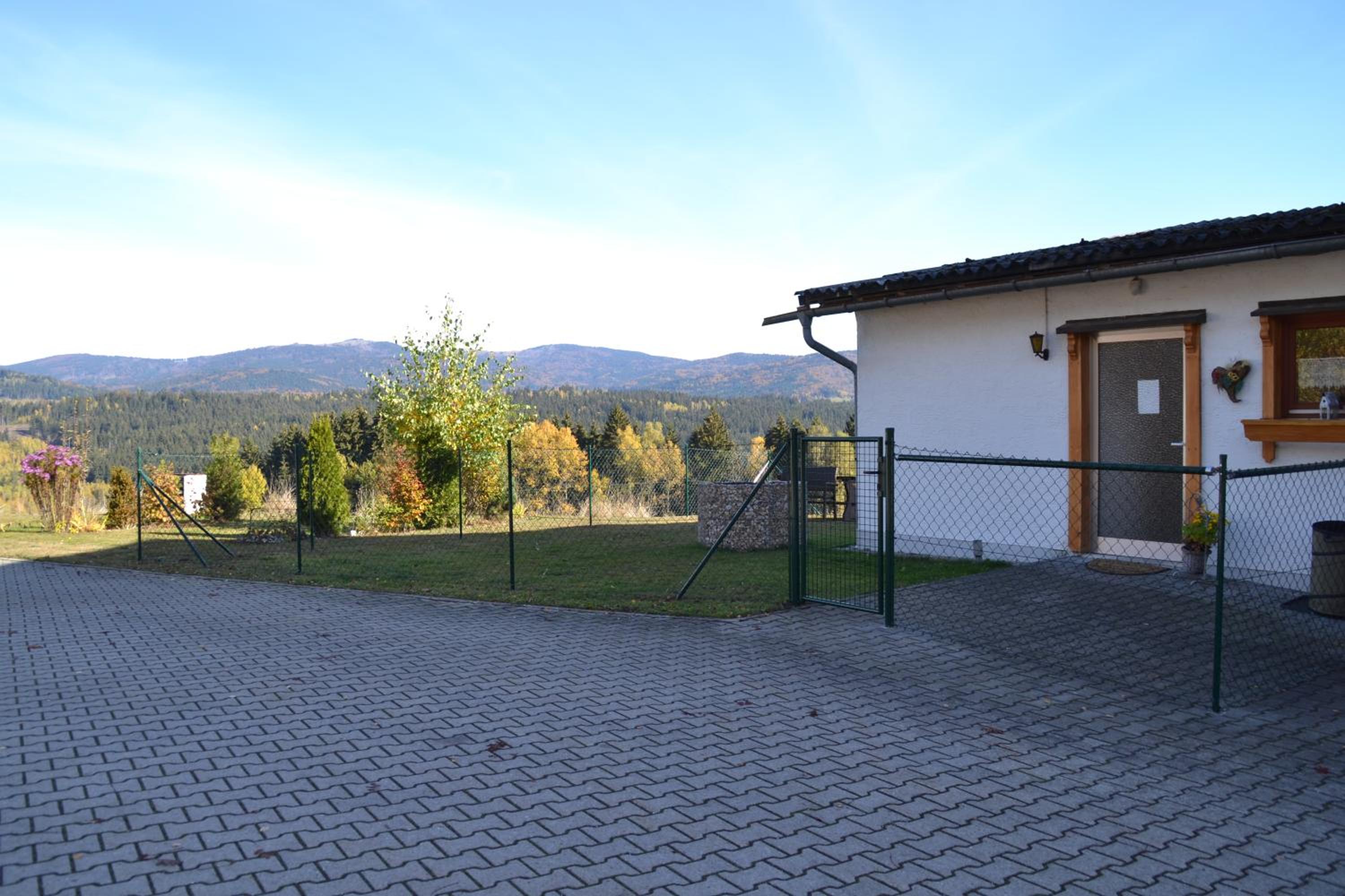 Photo 41