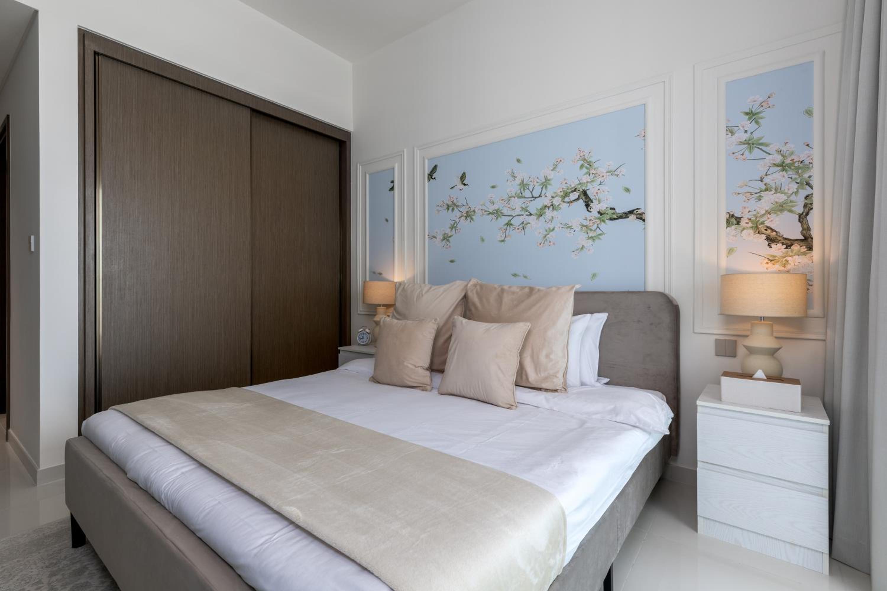 Maison Privee - Waterfront Living with Unparalleled Sea & Palm Vws