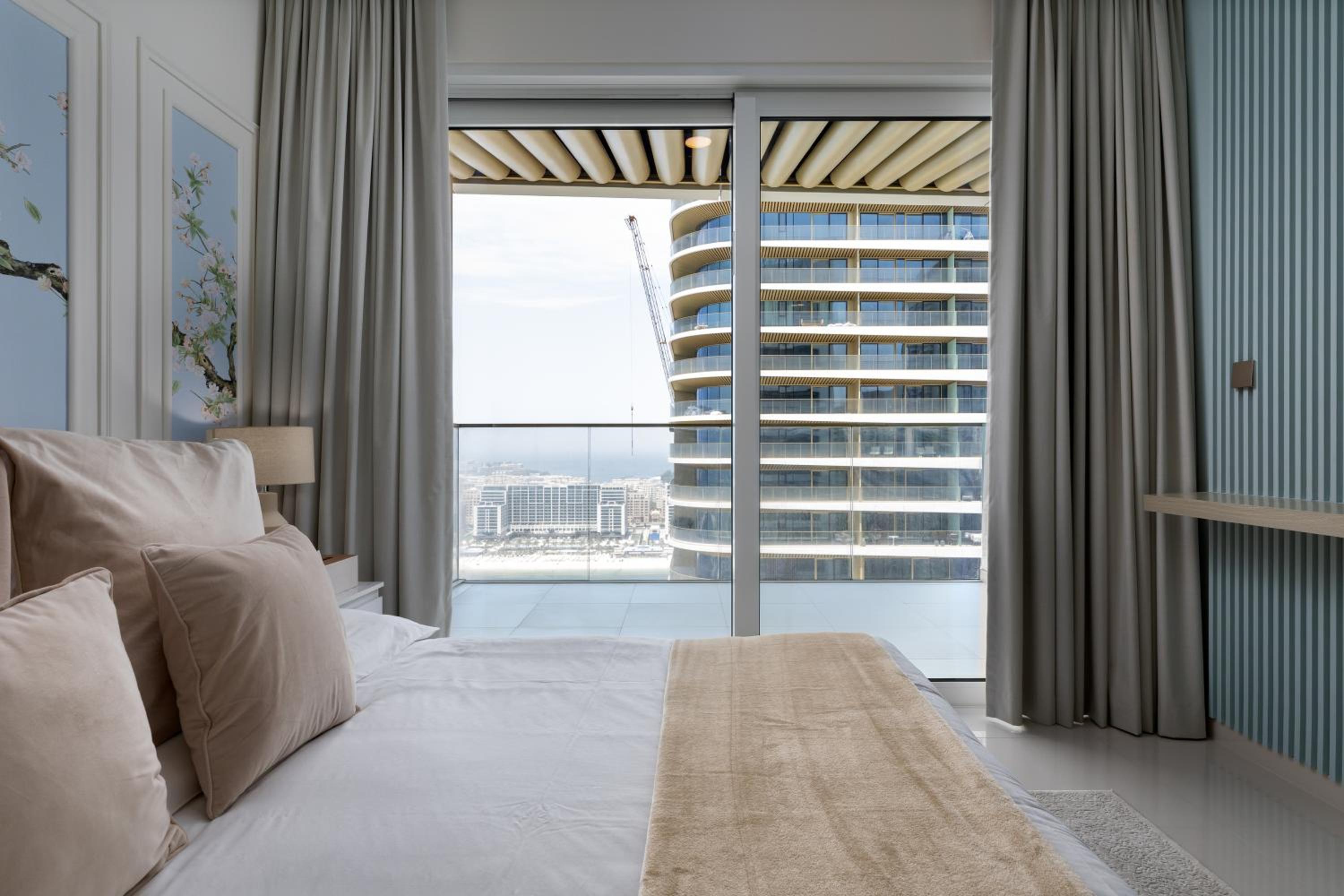 Maison Privee - Waterfront Living with Unparalleled Sea & Palm Vws