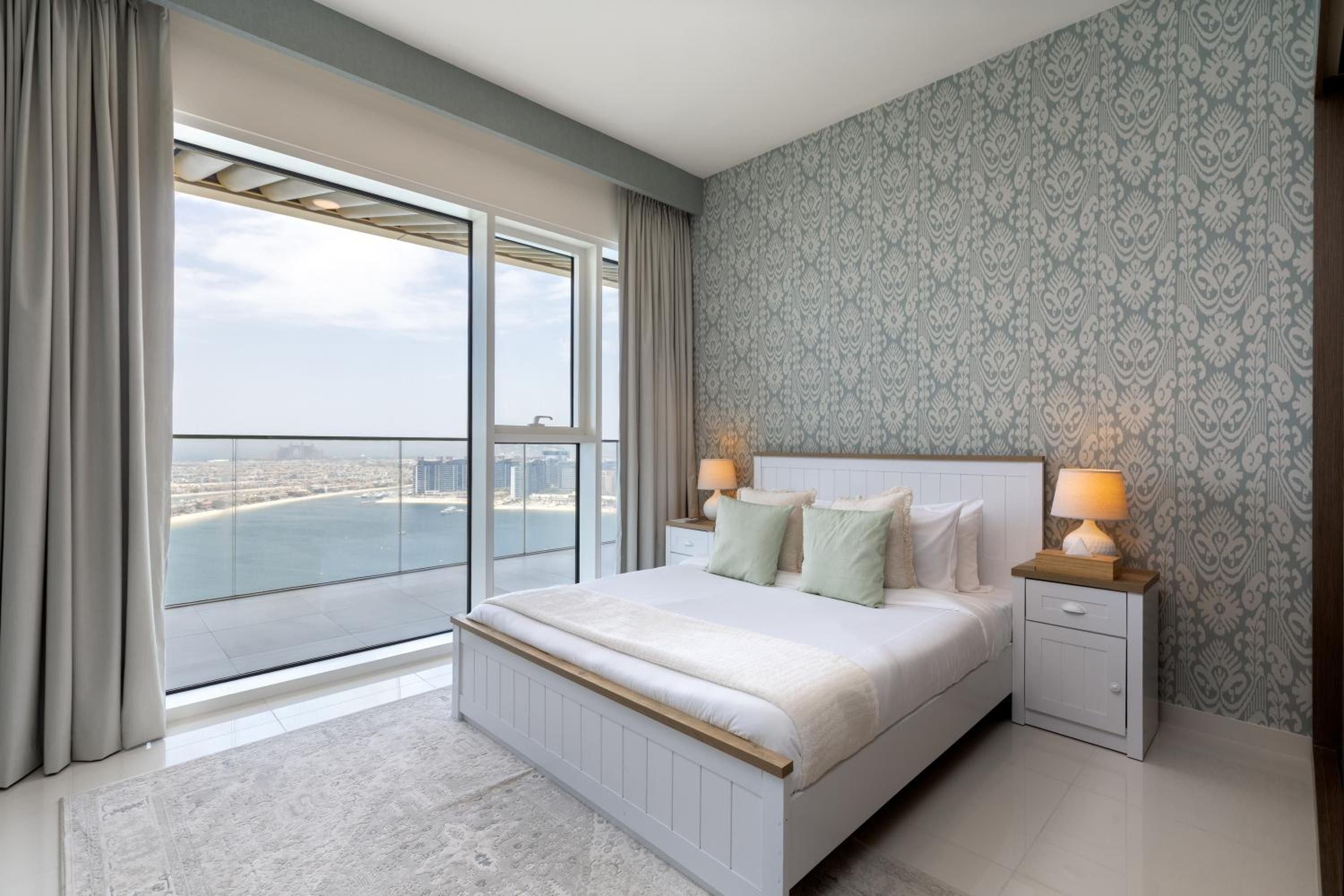 Maison Privee - Waterfront Living with Unparalleled Sea & Palm Vws