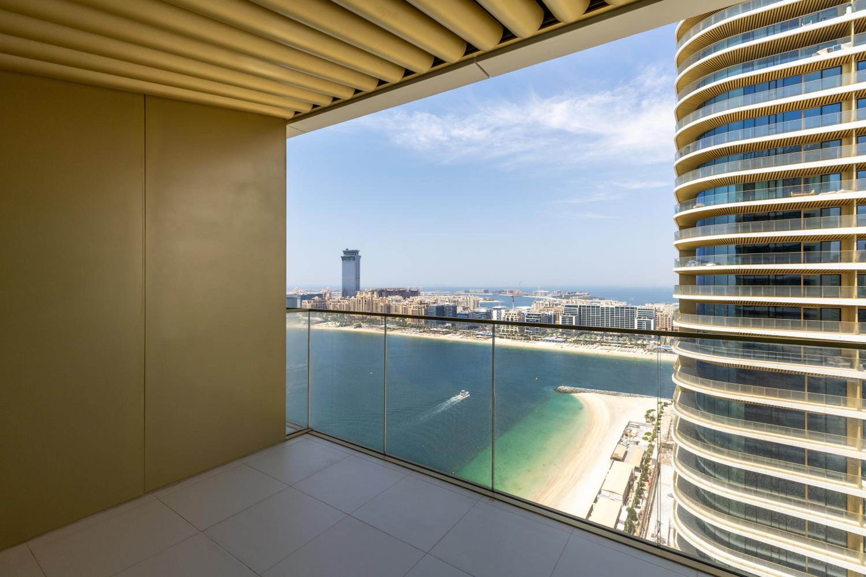 Maison Privee - Waterfront Living with Unparalleled Sea & Palm Vws