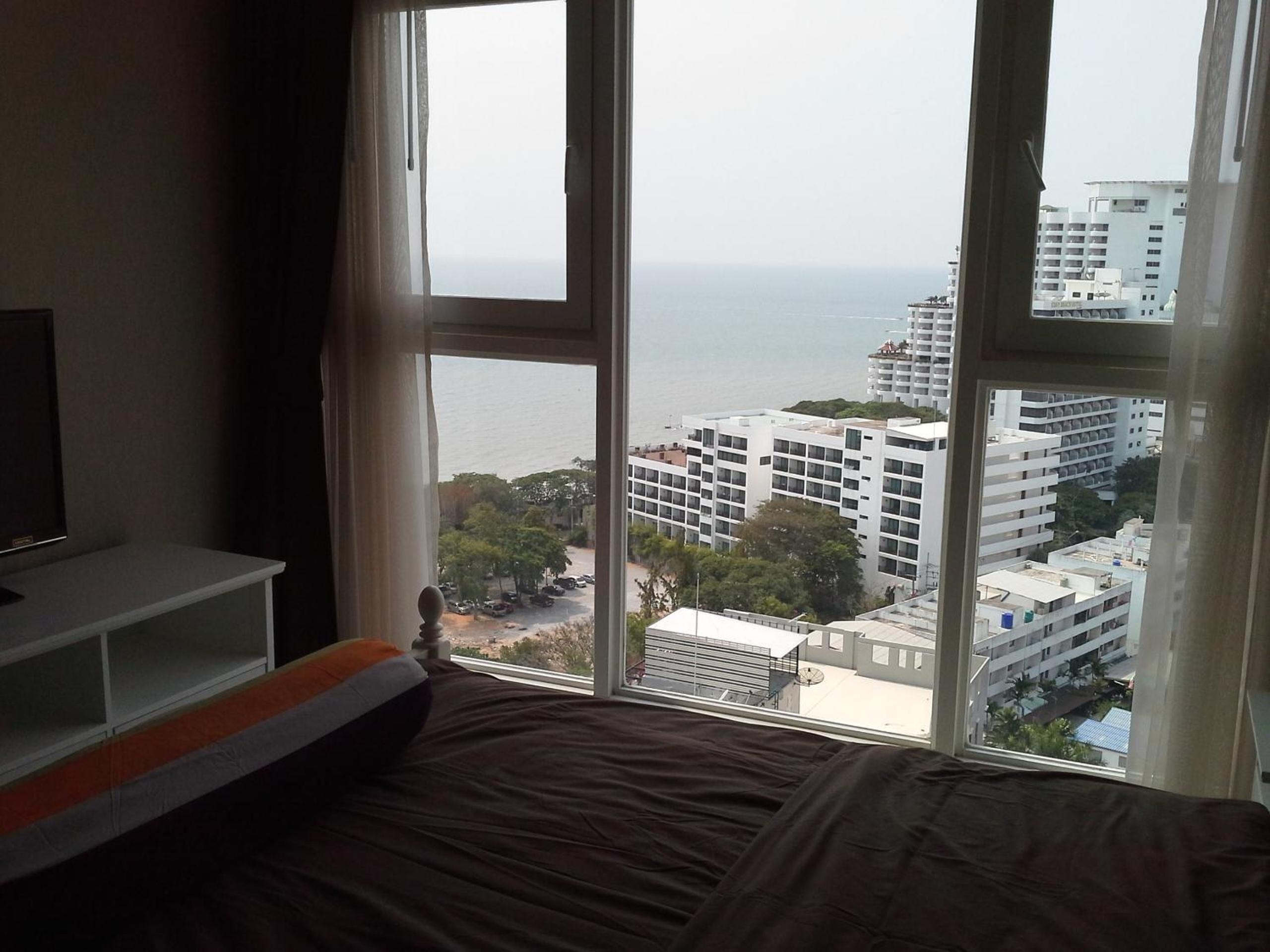 Cosy Beach View Apartments