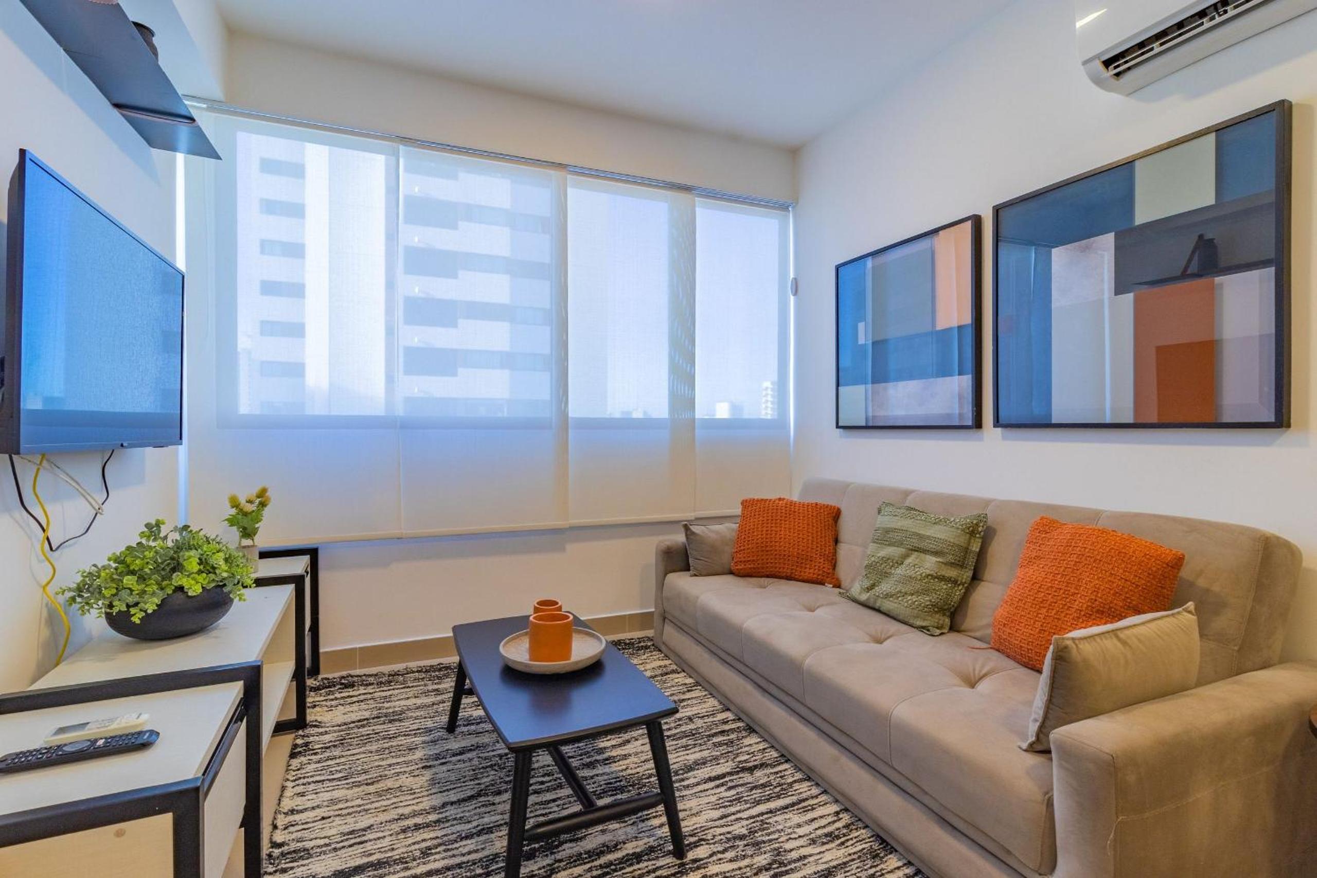 Beach Class Boa Viagem #2401 - Apt by Carpediem